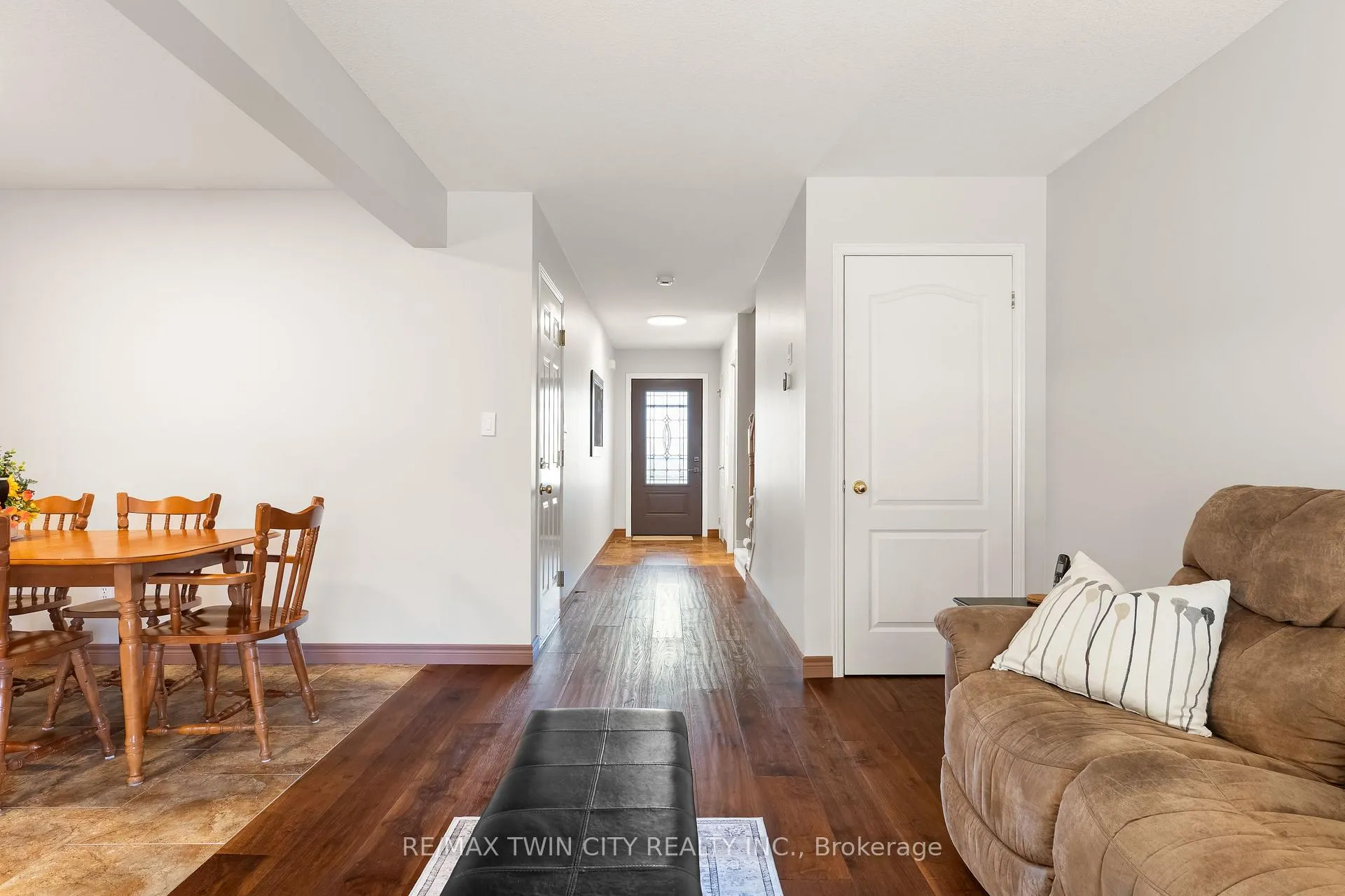 Photo 6 of 92 Snowdrop Crescent, Kitchener — HOMEH