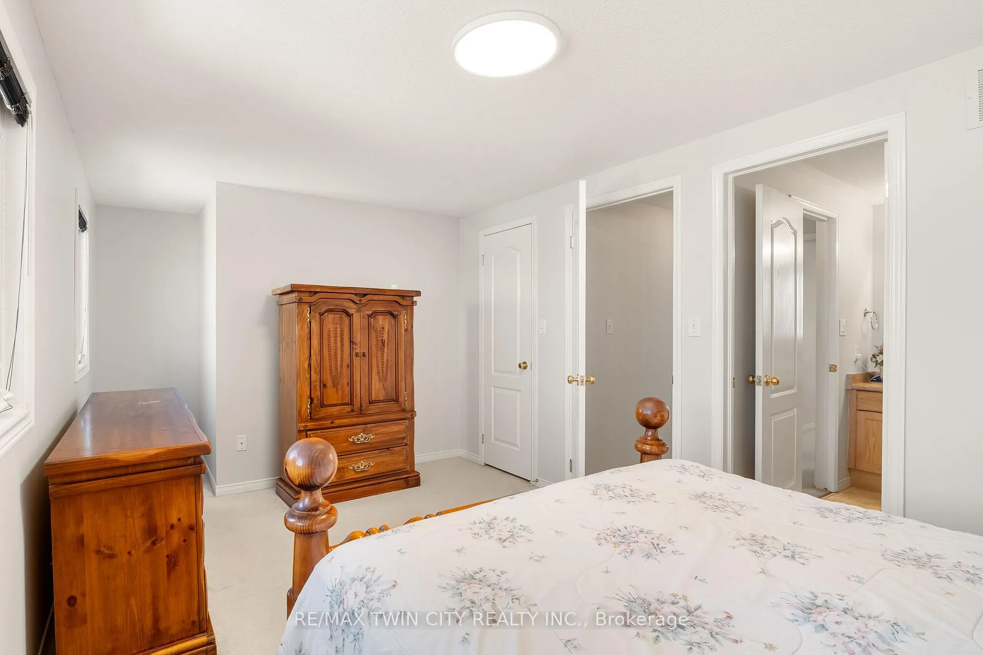 Photo 30 of 92 Snowdrop Crescent, Kitchener — HOMEH