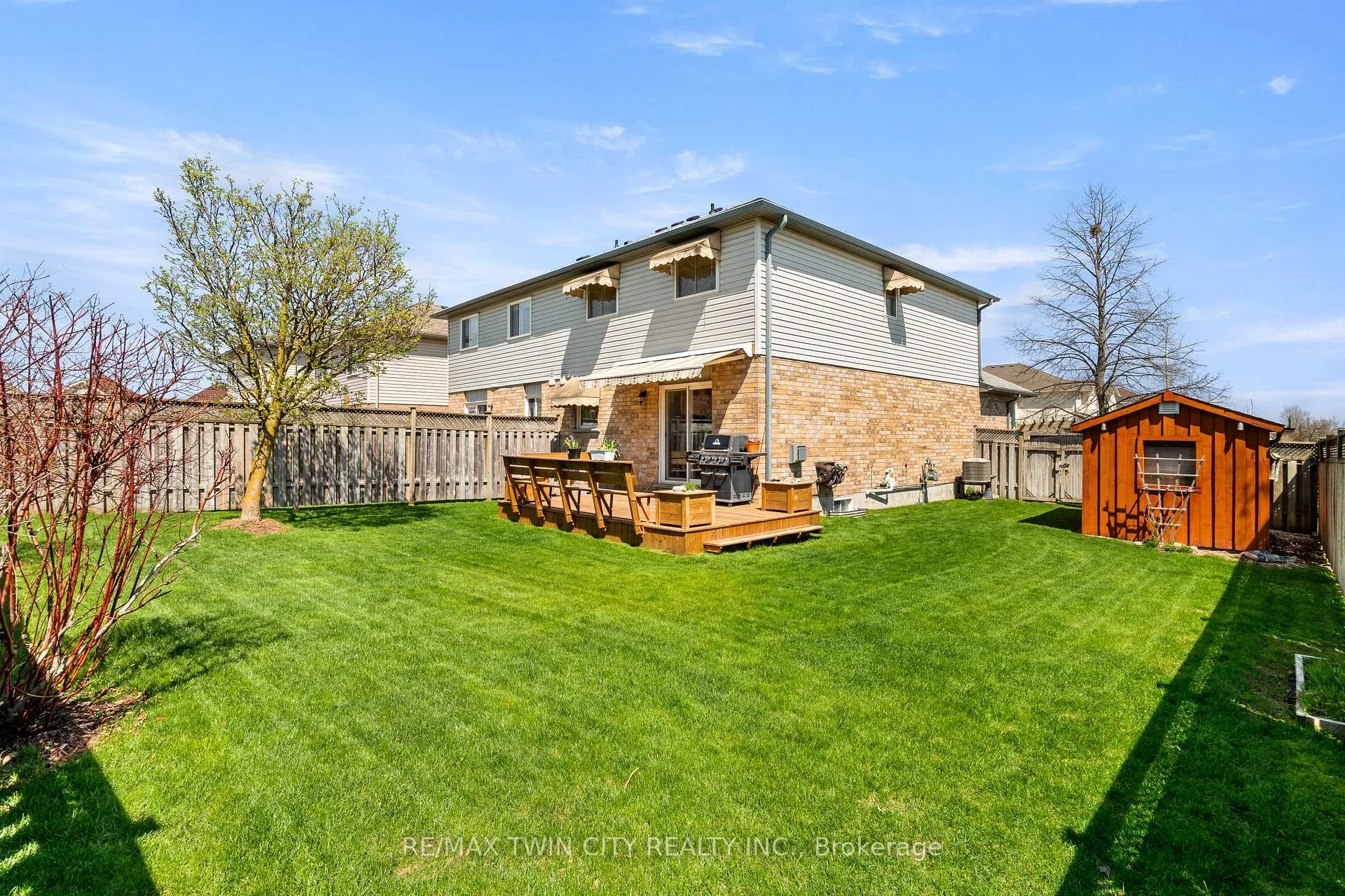 Photo 33 of 92 Snowdrop Crescent, Kitchener — HOMEH