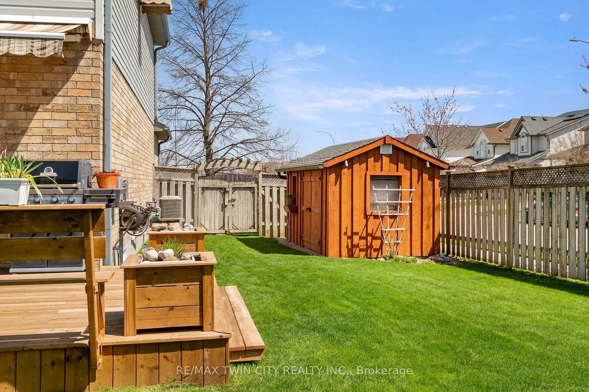 Photo 35 of 92 Snowdrop Crescent, Kitchener — HOMEH