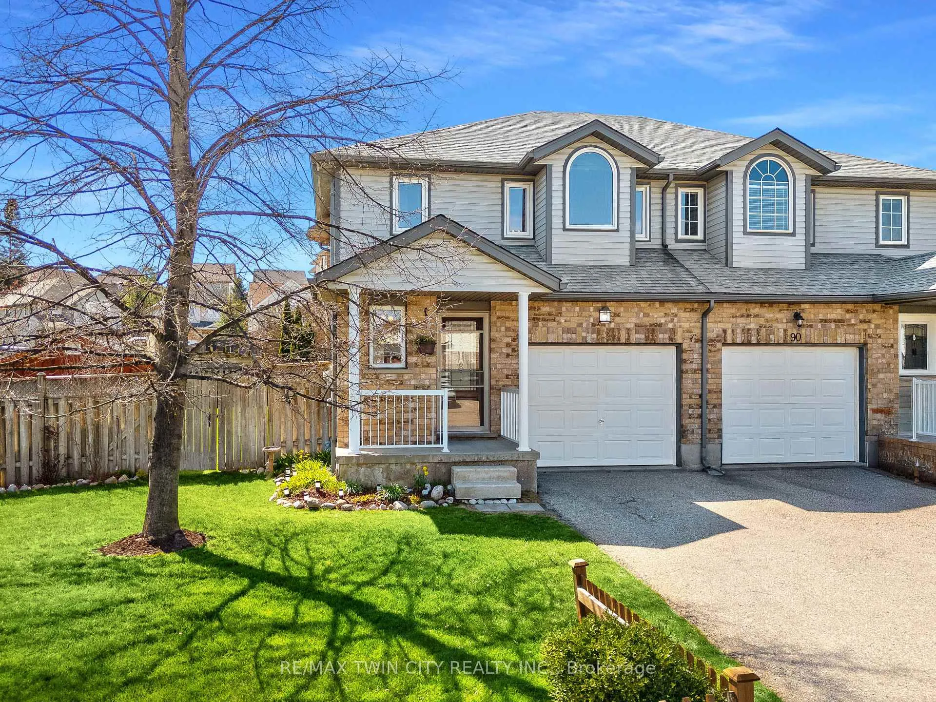Photo 41 of 92 Snowdrop Crescent, Kitchener — HOMEH