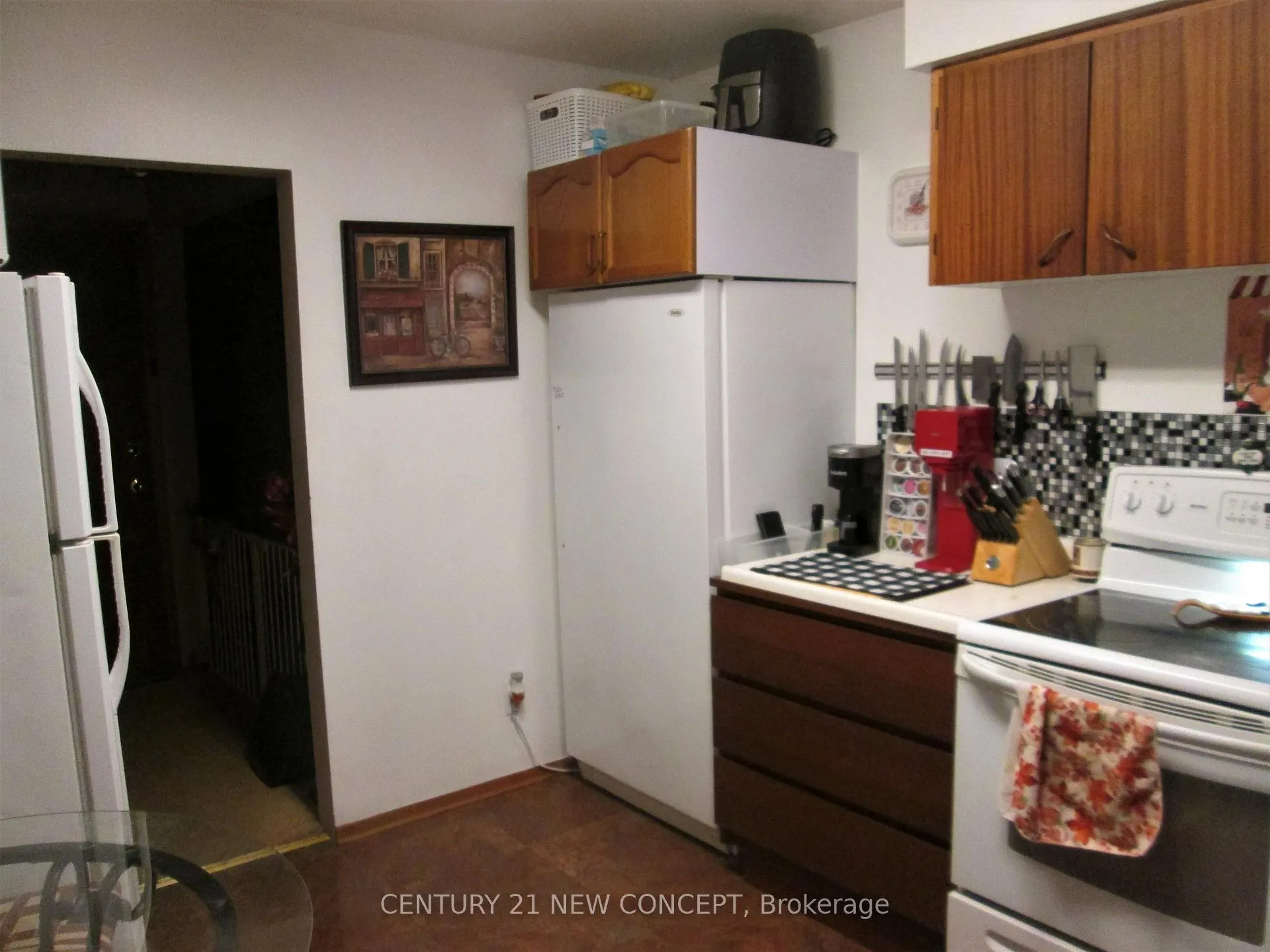 Photo 20 of 580 Digby Avenue, Oshawa, Eastdale — HOMEH