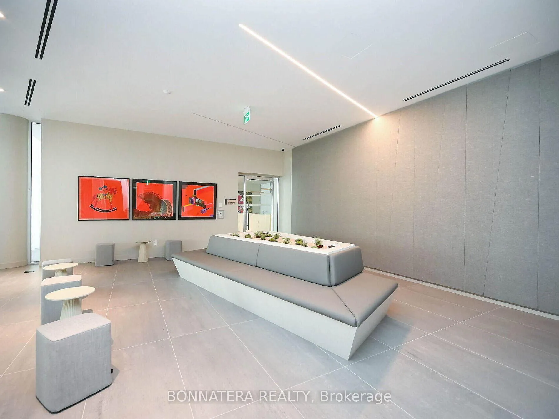 Photo 33 of Unit 906, 3900 Confederation Parkway, Mississauga, City Centre — HOMEH