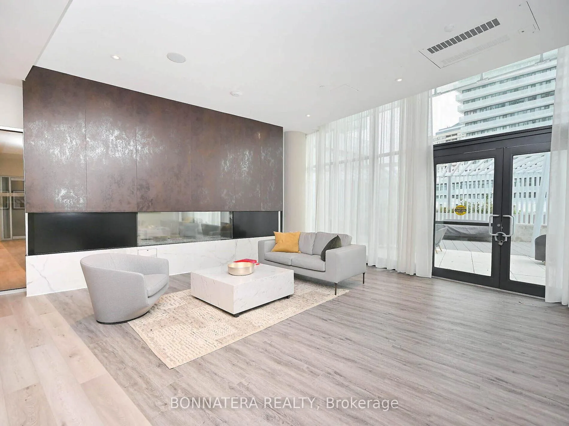 Photo 37 of Unit 906, 3900 Confederation Parkway, Mississauga, City Centre — HOMEH