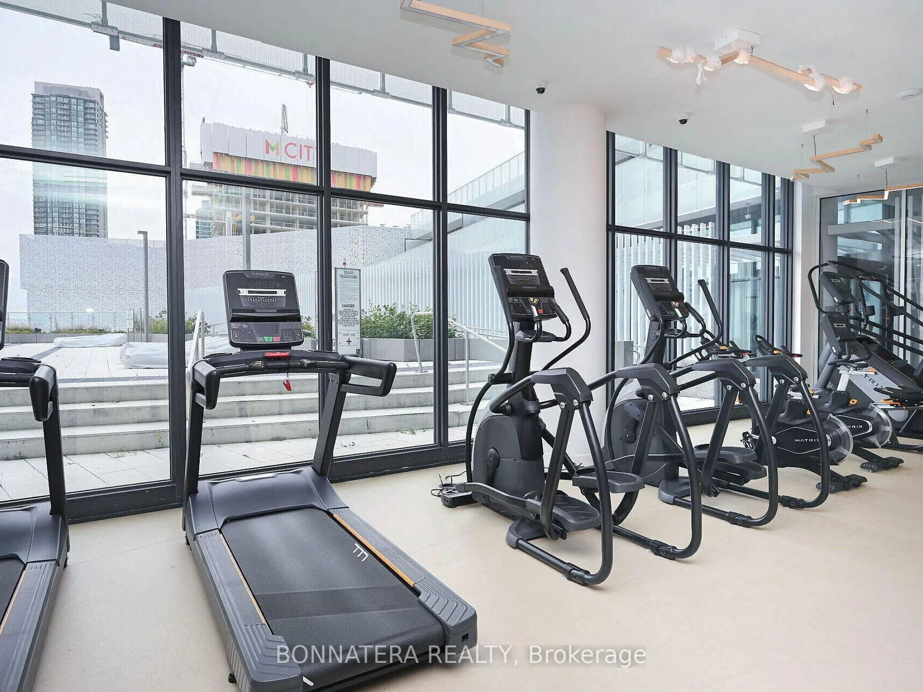 Photo 42 of Unit 906, 3900 Confederation Parkway, Mississauga, City Centre — HOMEH