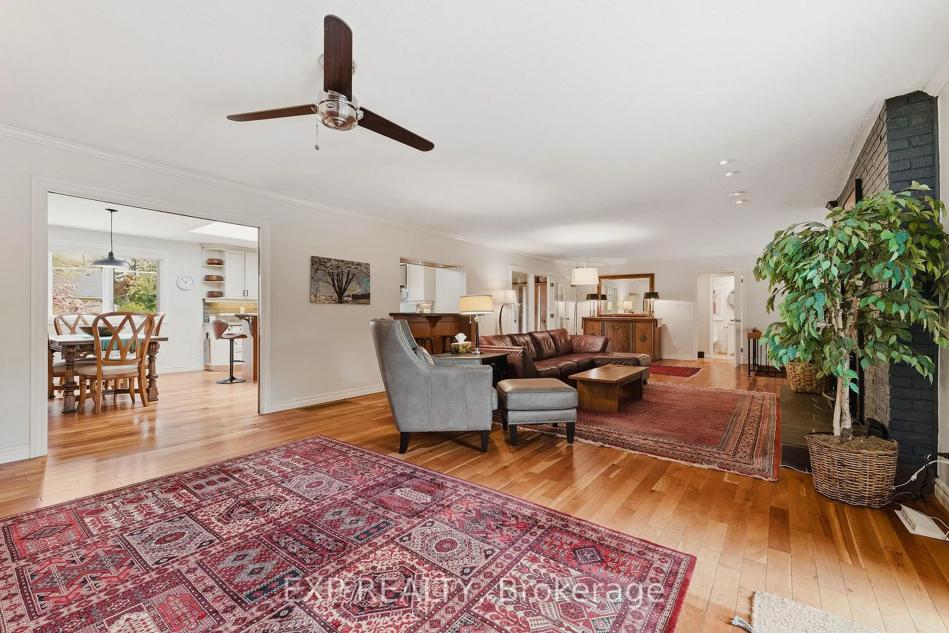 Photo 16 of 459 Lee Avenue, Waterloo, Lincoln Village — HOMEH