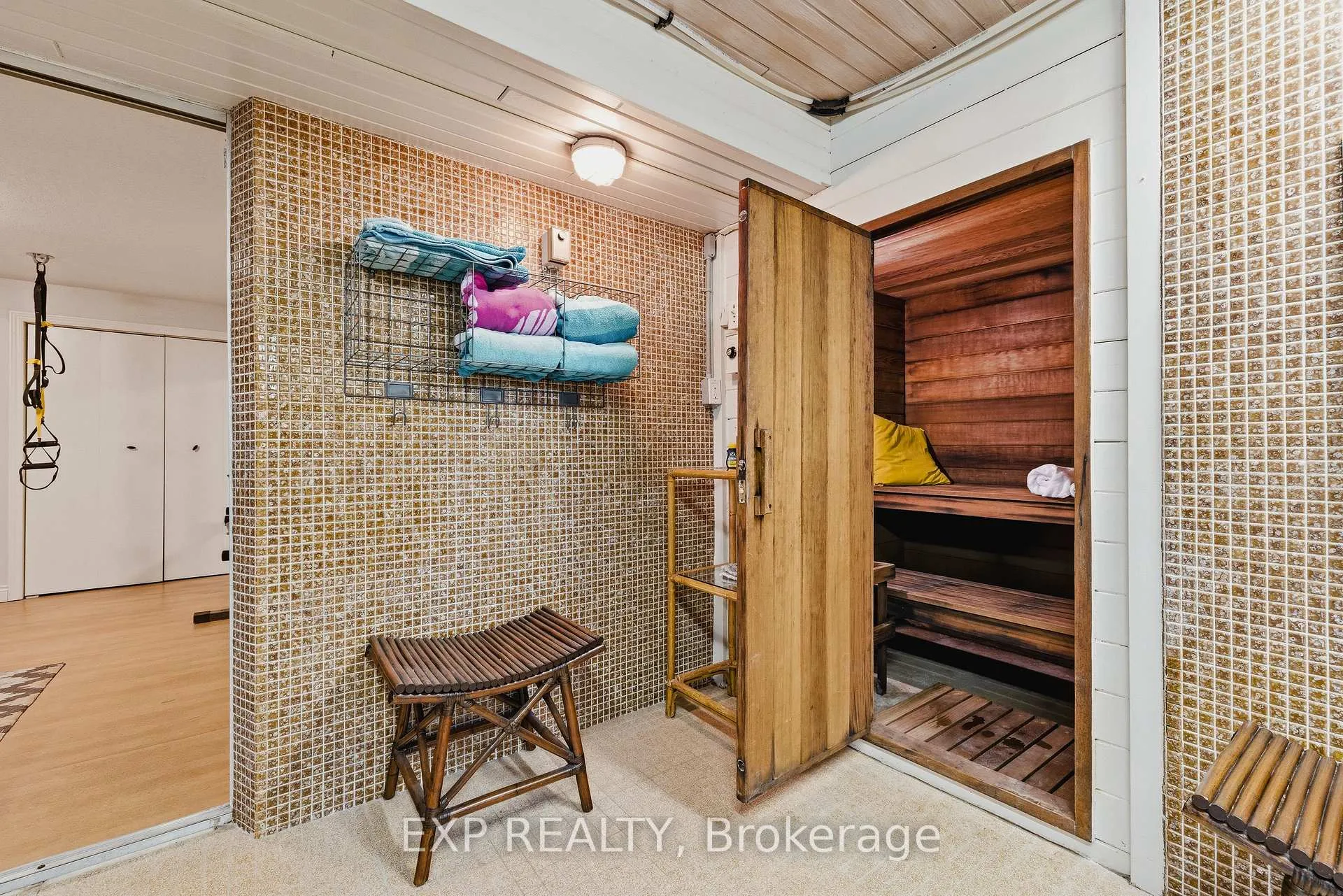 Photo 29 of 459 Lee Avenue, Waterloo, Lincoln Village — HOMEH