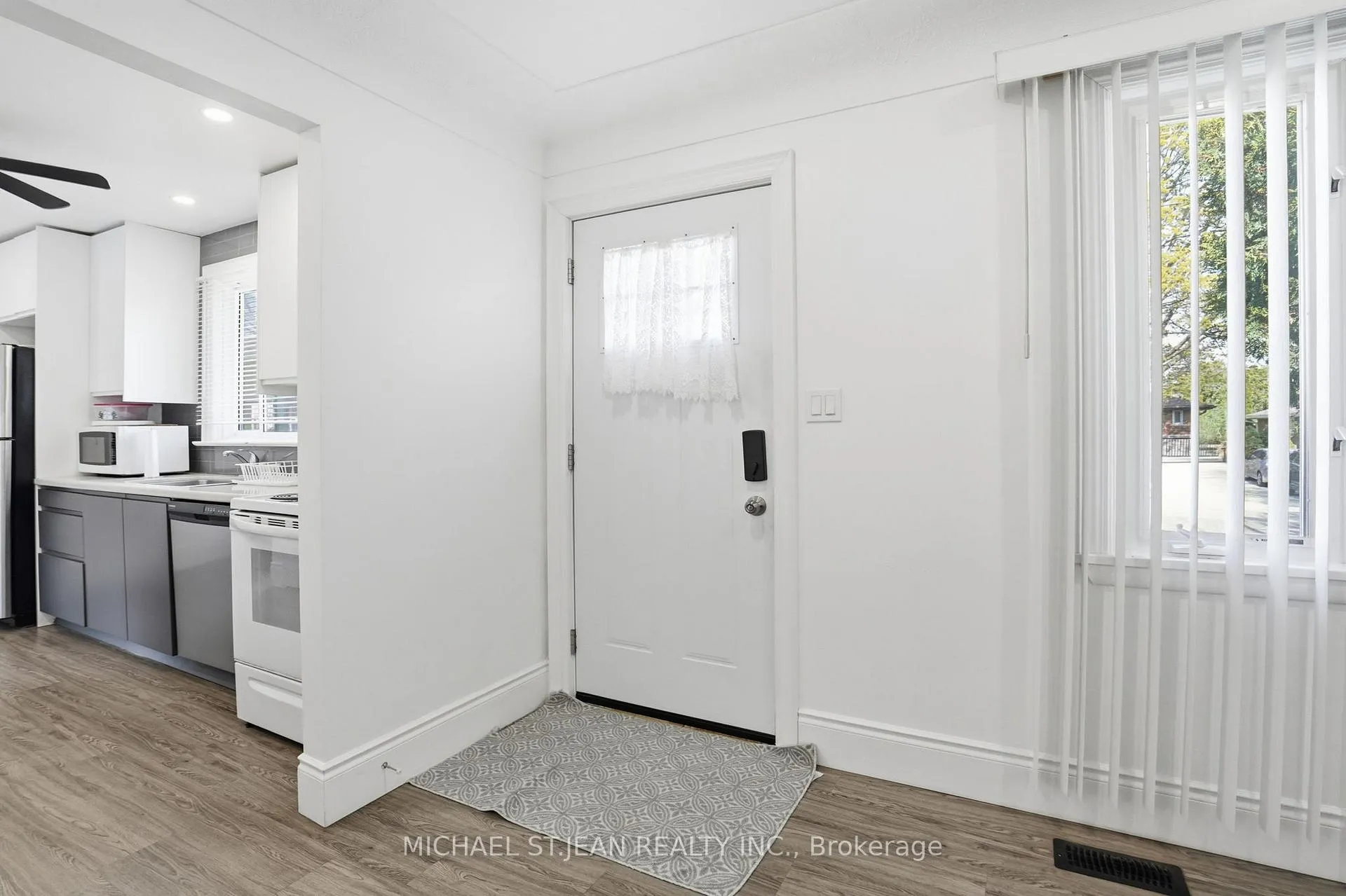 Photo 6 of 249 West 18th Street, Hamilton, Buchanan — HOMEH