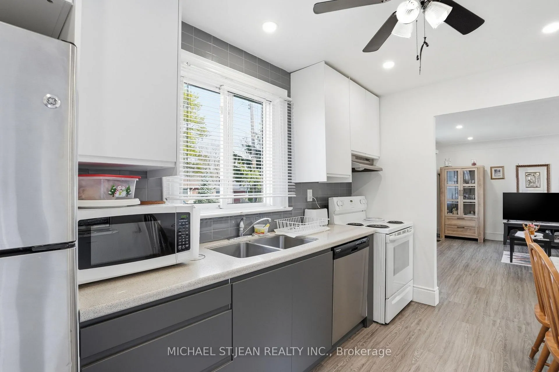 Photo 21 of 249 West 18th Street, Hamilton, Buchanan — HOMEH