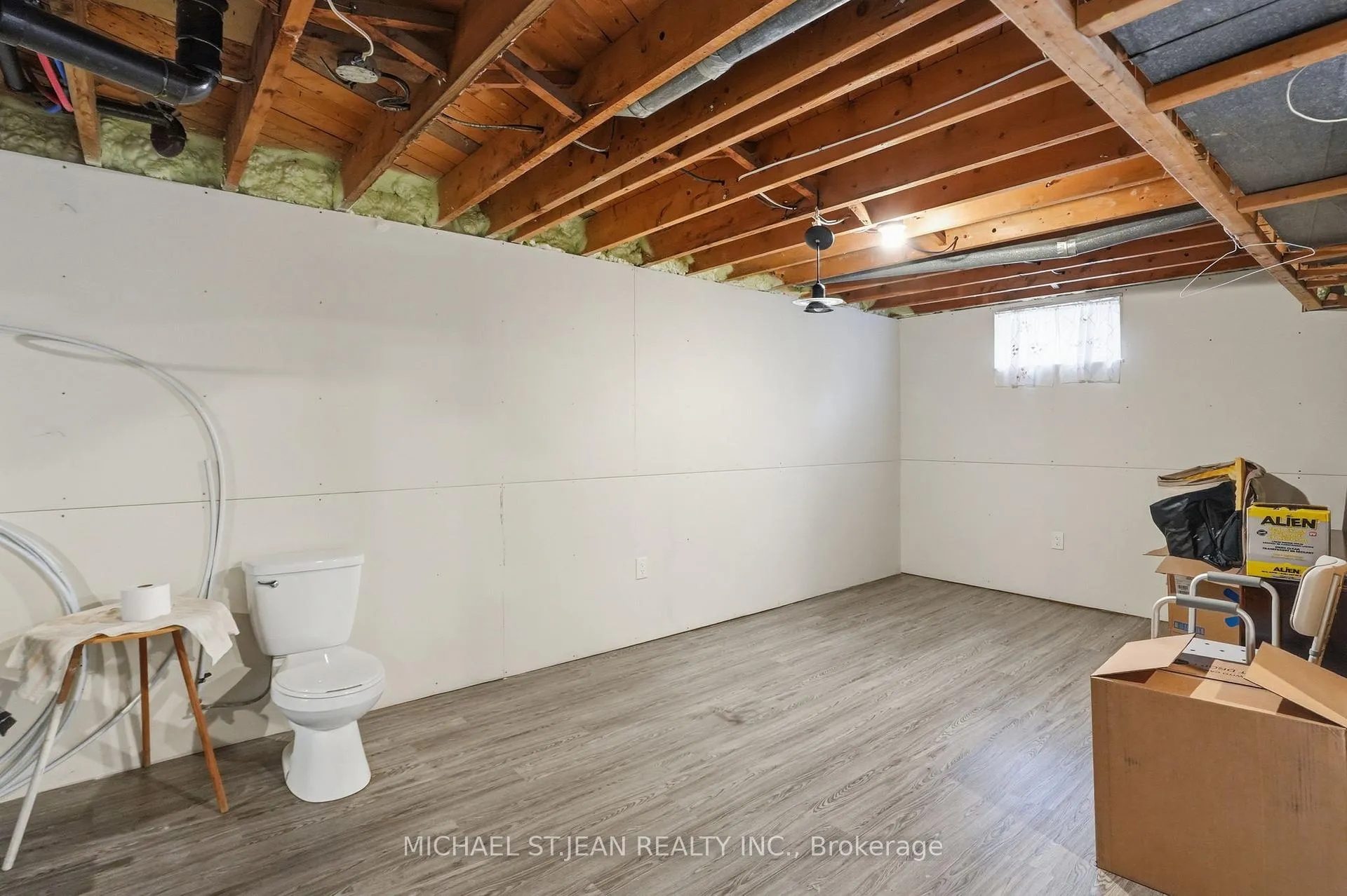 Photo 30 of 249 West 18th Street, Hamilton, Buchanan — HOMEH