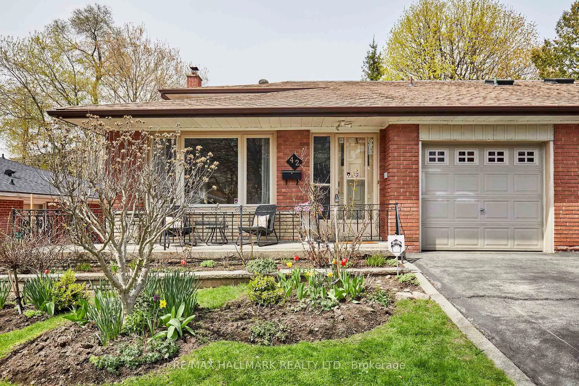 Photo 1 of 42 Halsey Avenue, Toronto, O'Connor-Parkview — HOMEH