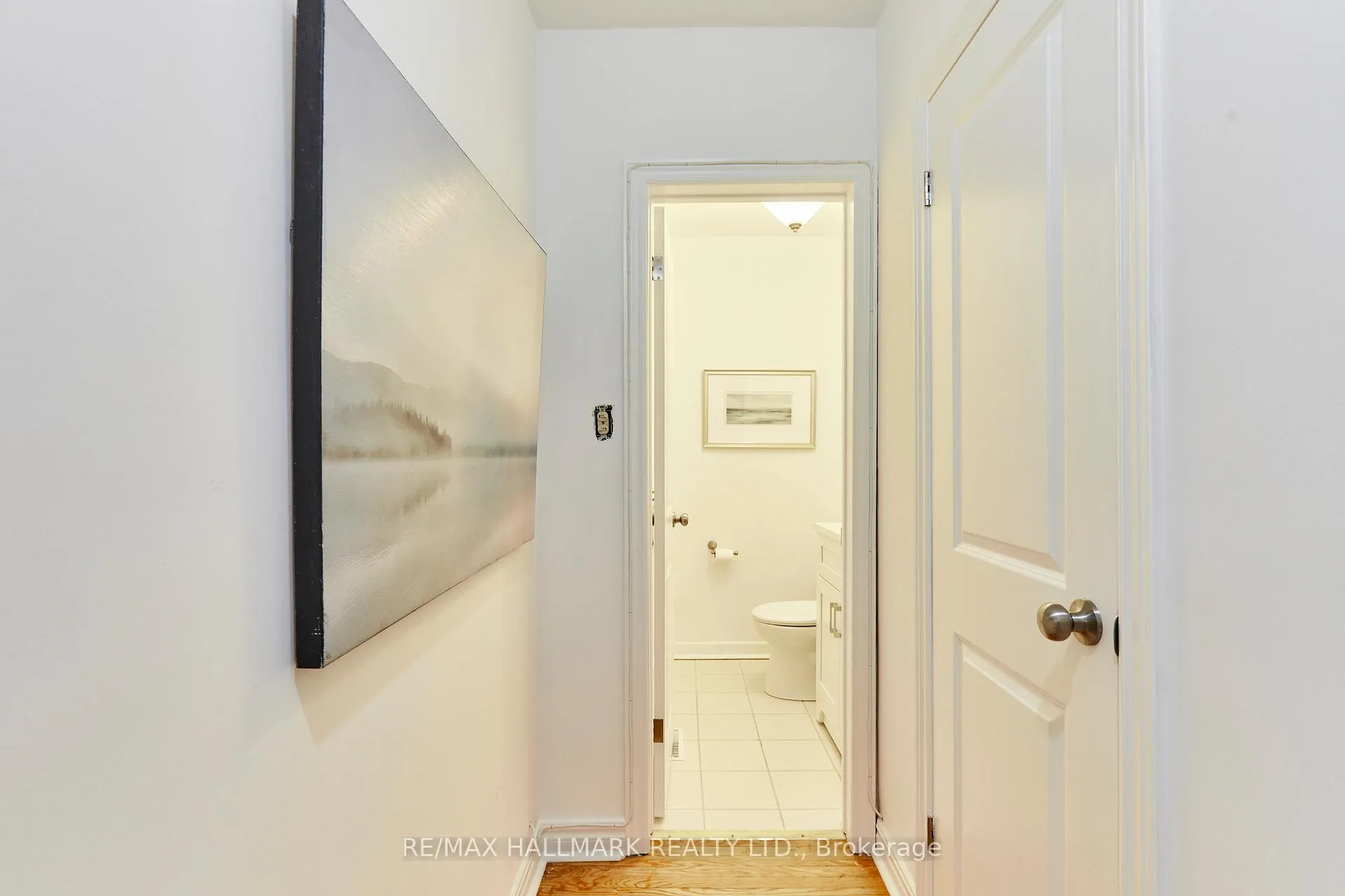 Photo 11 of 42 Halsey Avenue, Toronto, O'Connor-Parkview — HOMEH