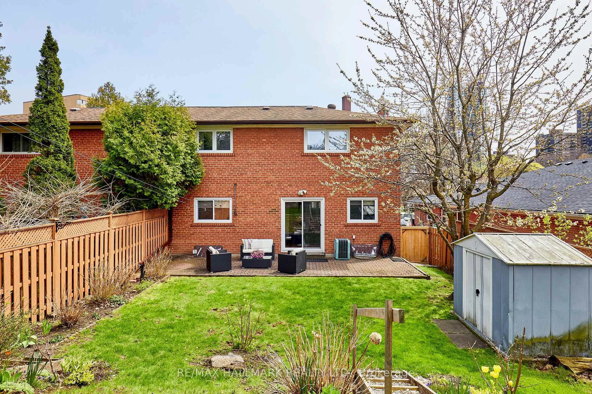 Photo 39 of 42 Halsey Avenue, Toronto, O'Connor-Parkview — HOMEH