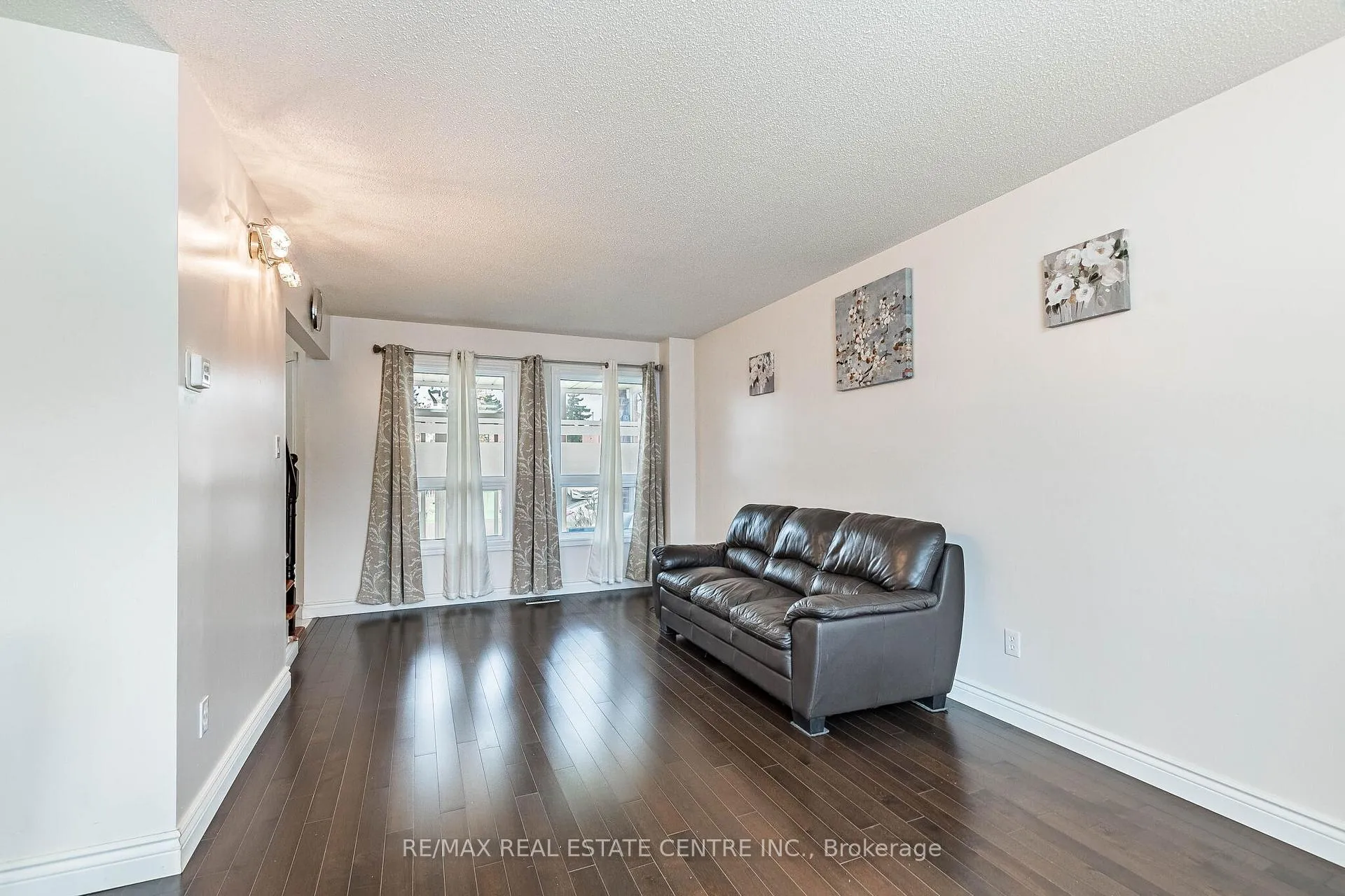Photo 12 of 37 Merganser Crescent, Brampton, Fletcher's Creek South — HOMEH