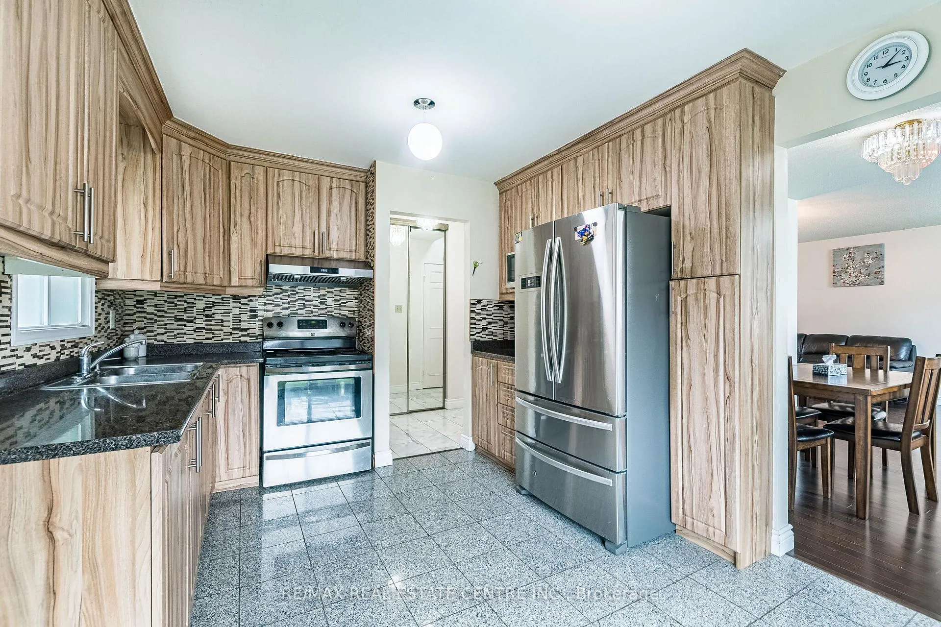 Photo 19 of 37 Merganser Crescent, Brampton, Fletcher's Creek South — HOMEH