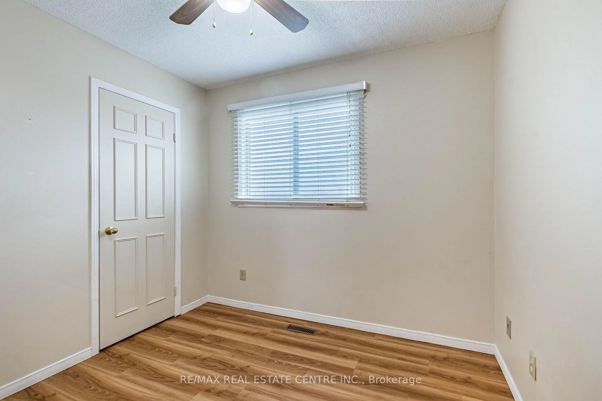 Photo 29 of 37 Merganser Crescent, Brampton, Fletcher's Creek South — HOMEH