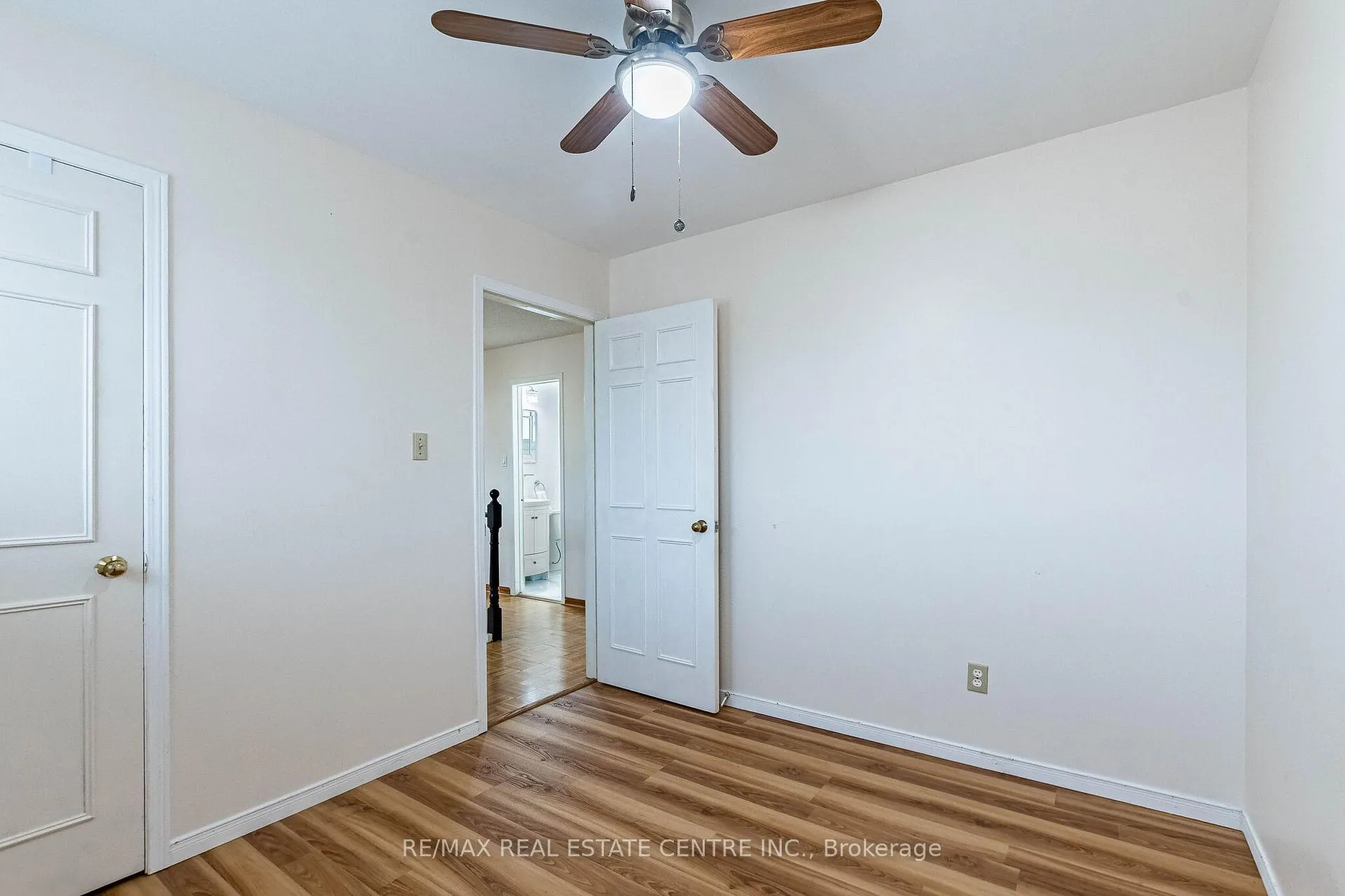 Photo 31 of 37 Merganser Crescent, Brampton, Fletcher's Creek South — HOMEH