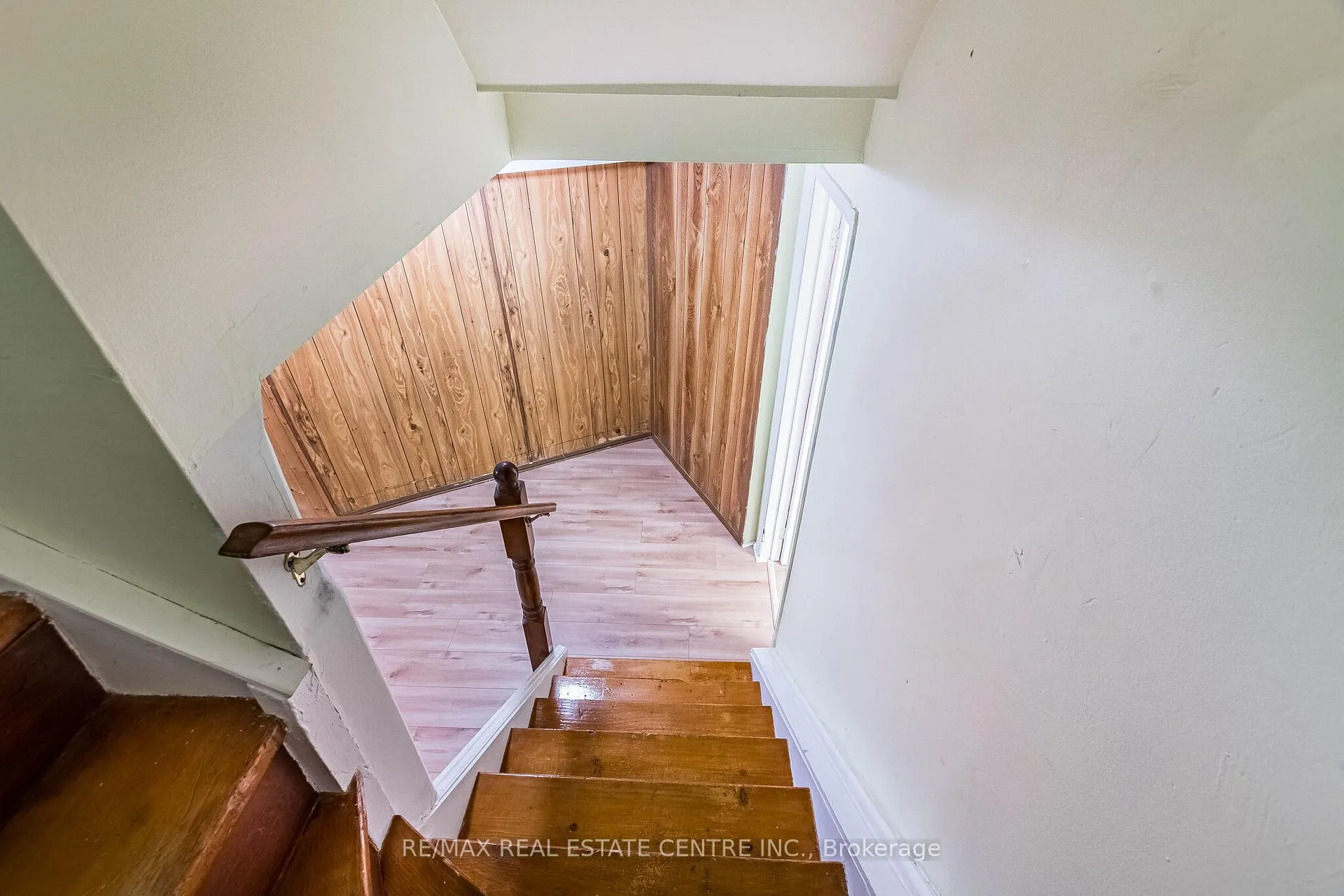 Photo 36 of 37 Merganser Crescent, Brampton, Fletcher's Creek South — HOMEH