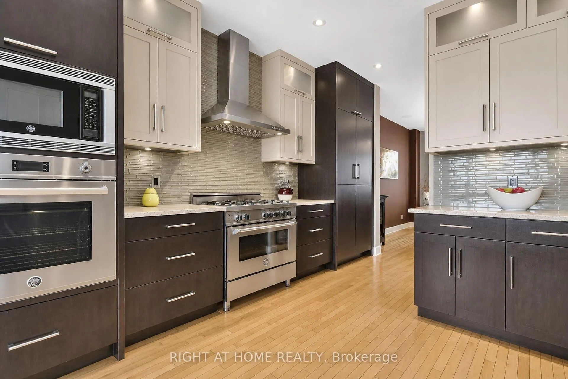 Photo 8 of 105 Ravenview Way, Ottawa, Kanata - Kanata (North West) — HOMEH