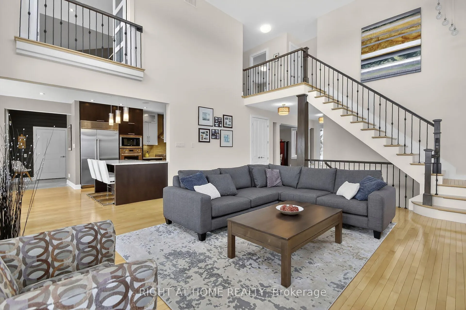 Photo 14 of 105 Ravenview Way, Ottawa, Kanata - Kanata (North West) — HOMEH