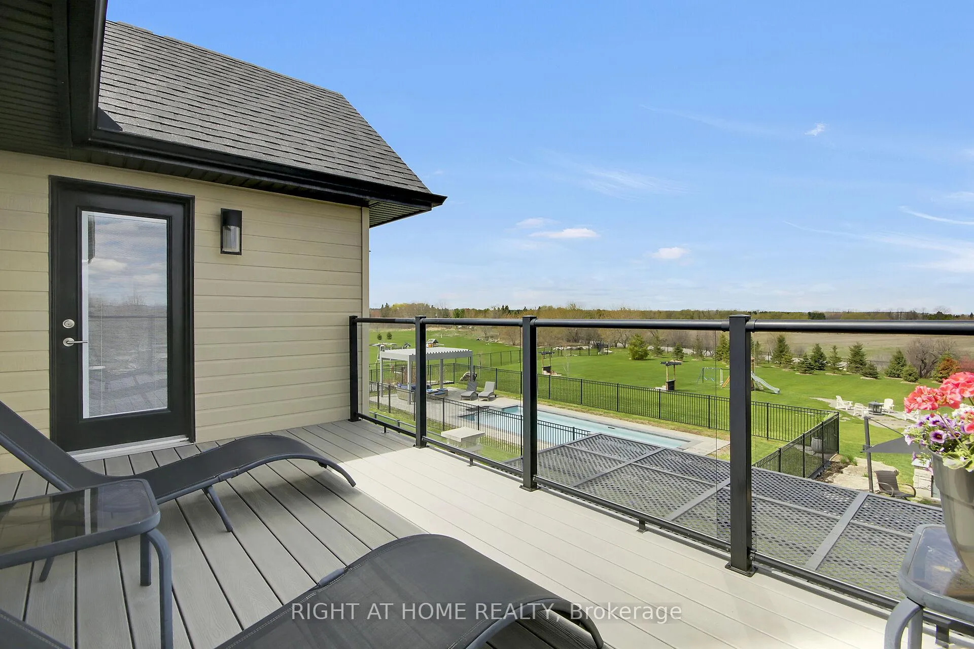 Photo 30 of 105 Ravenview Way, Ottawa, Kanata - Kanata (North West) — HOMEH