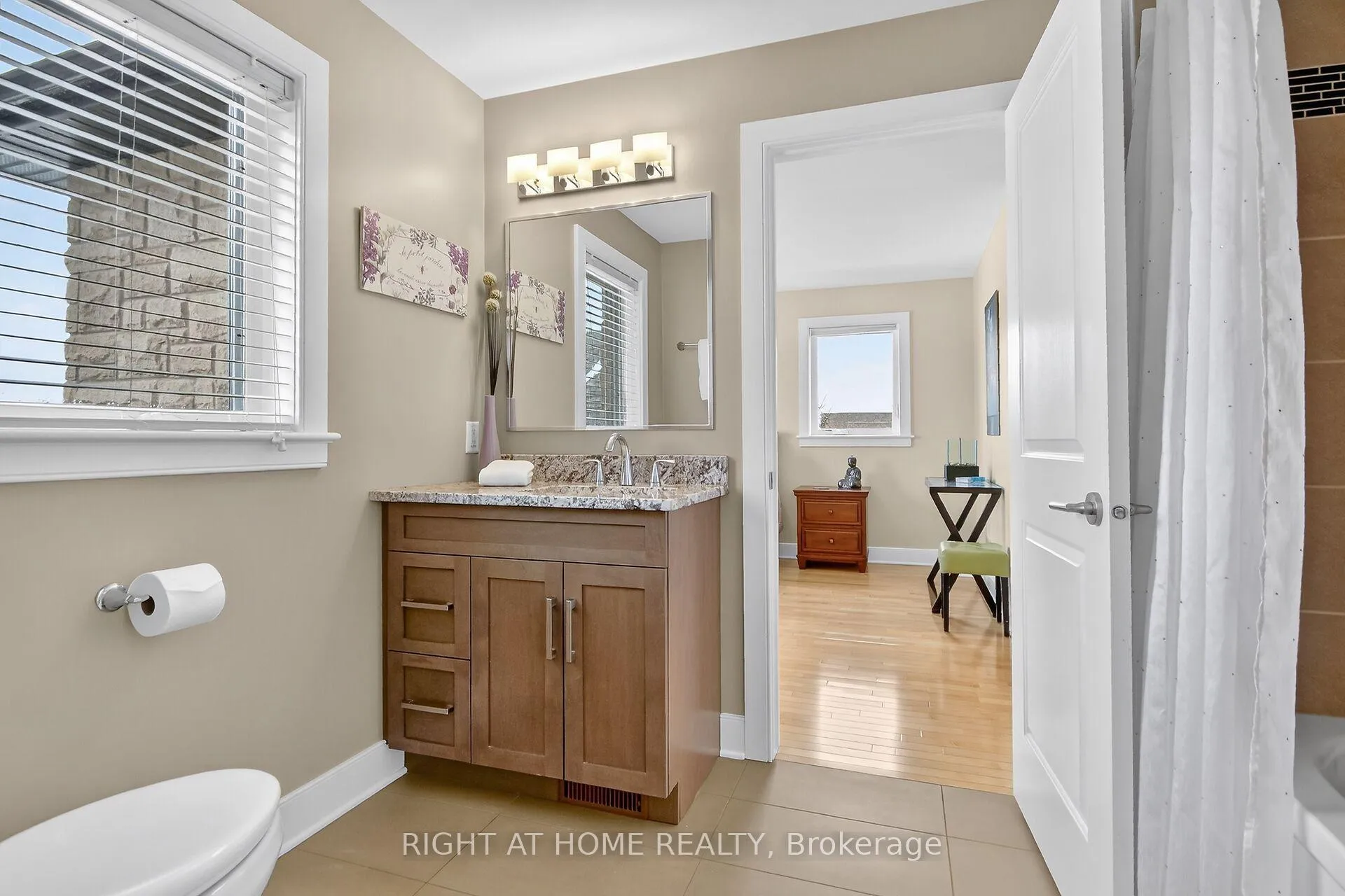 Photo 35 of 105 Ravenview Way, Ottawa, Kanata - Kanata (North West) — HOMEH