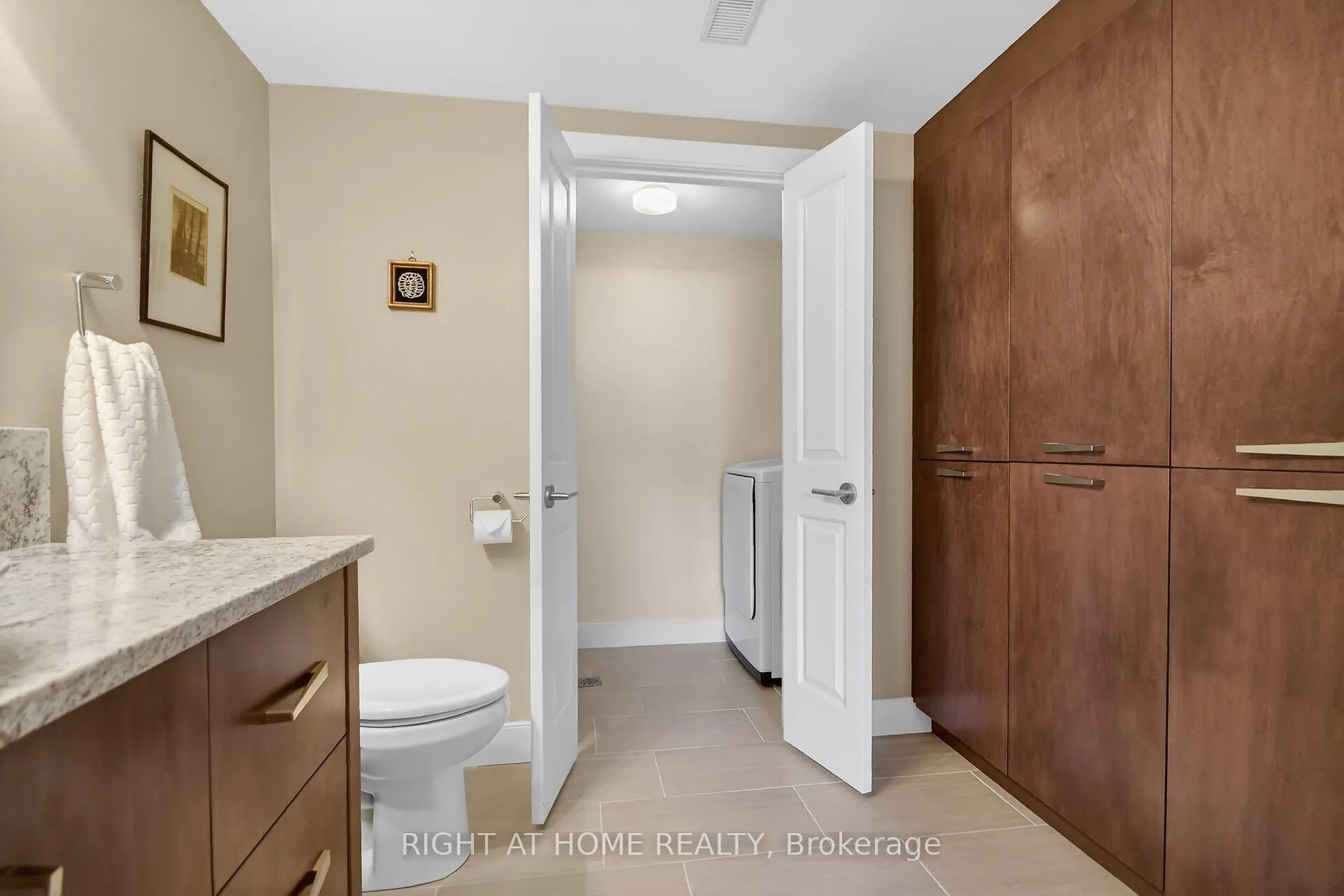 Photo 48 of 105 Ravenview Way, Ottawa, Kanata - Kanata (North West) — HOMEH