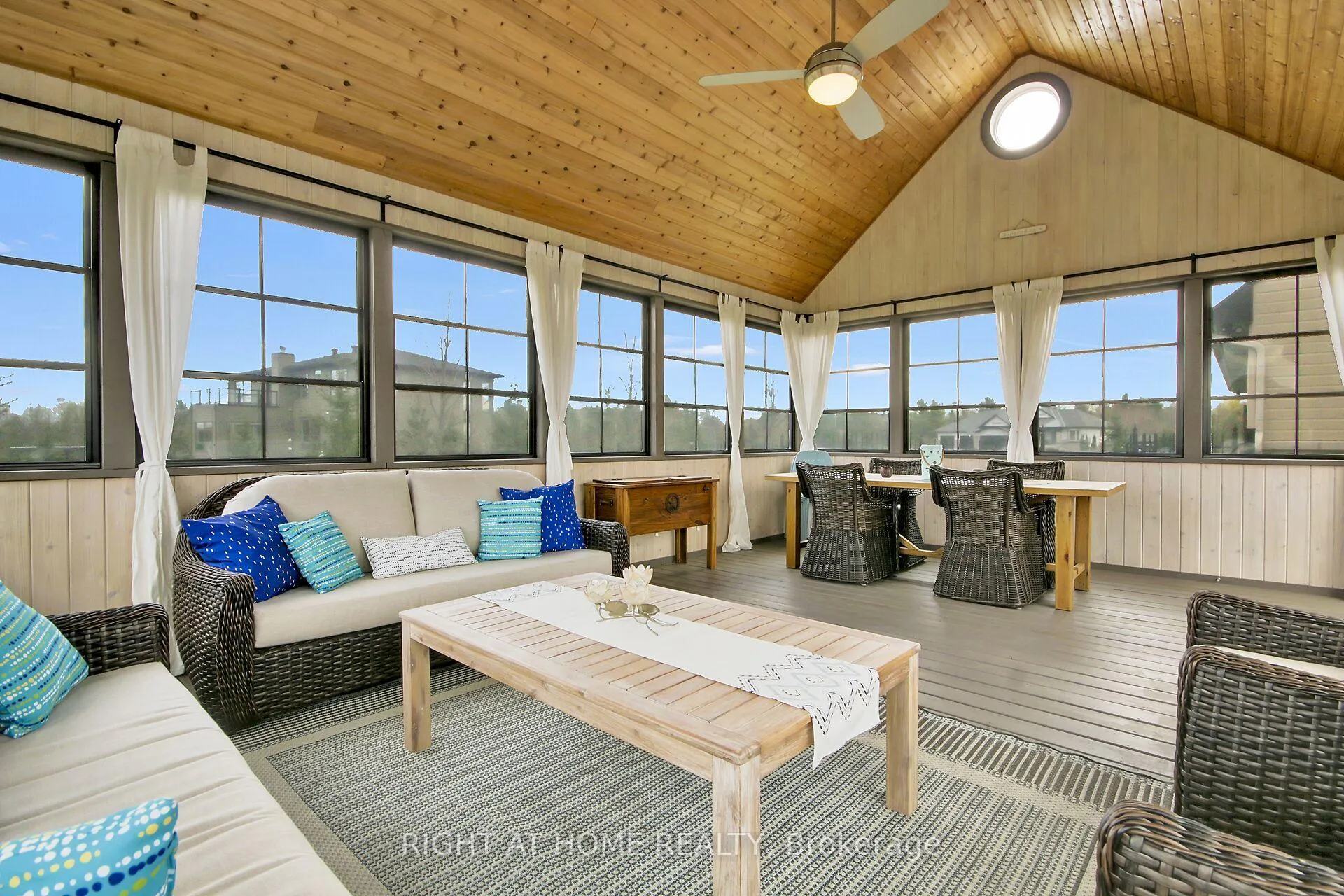 Photo 52 of 105 Ravenview Way, Ottawa, Kanata - Kanata (North West) — HOMEH