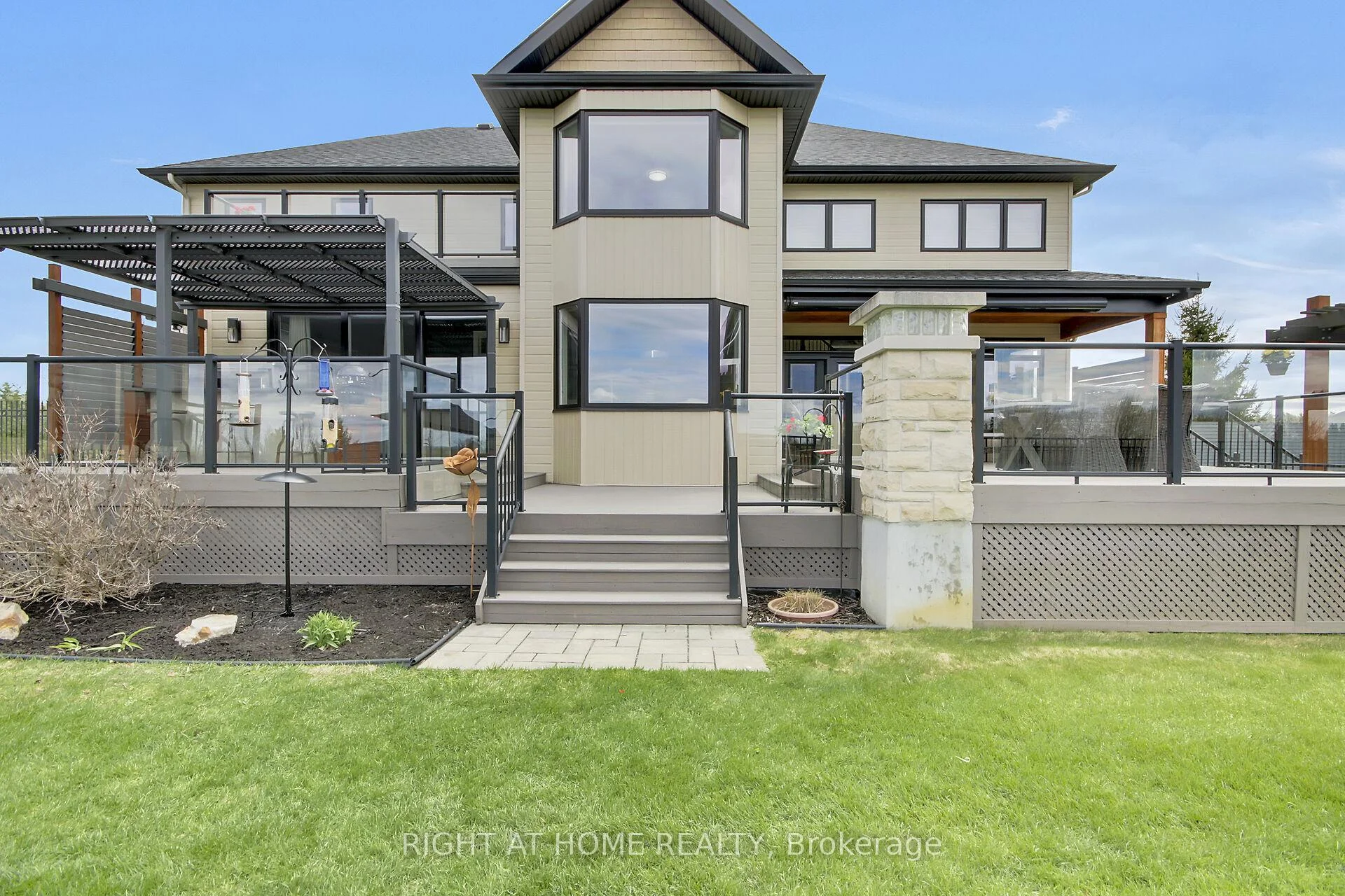 Photo 56 of 105 Ravenview Way, Ottawa, Kanata - Kanata (North West) — HOMEH