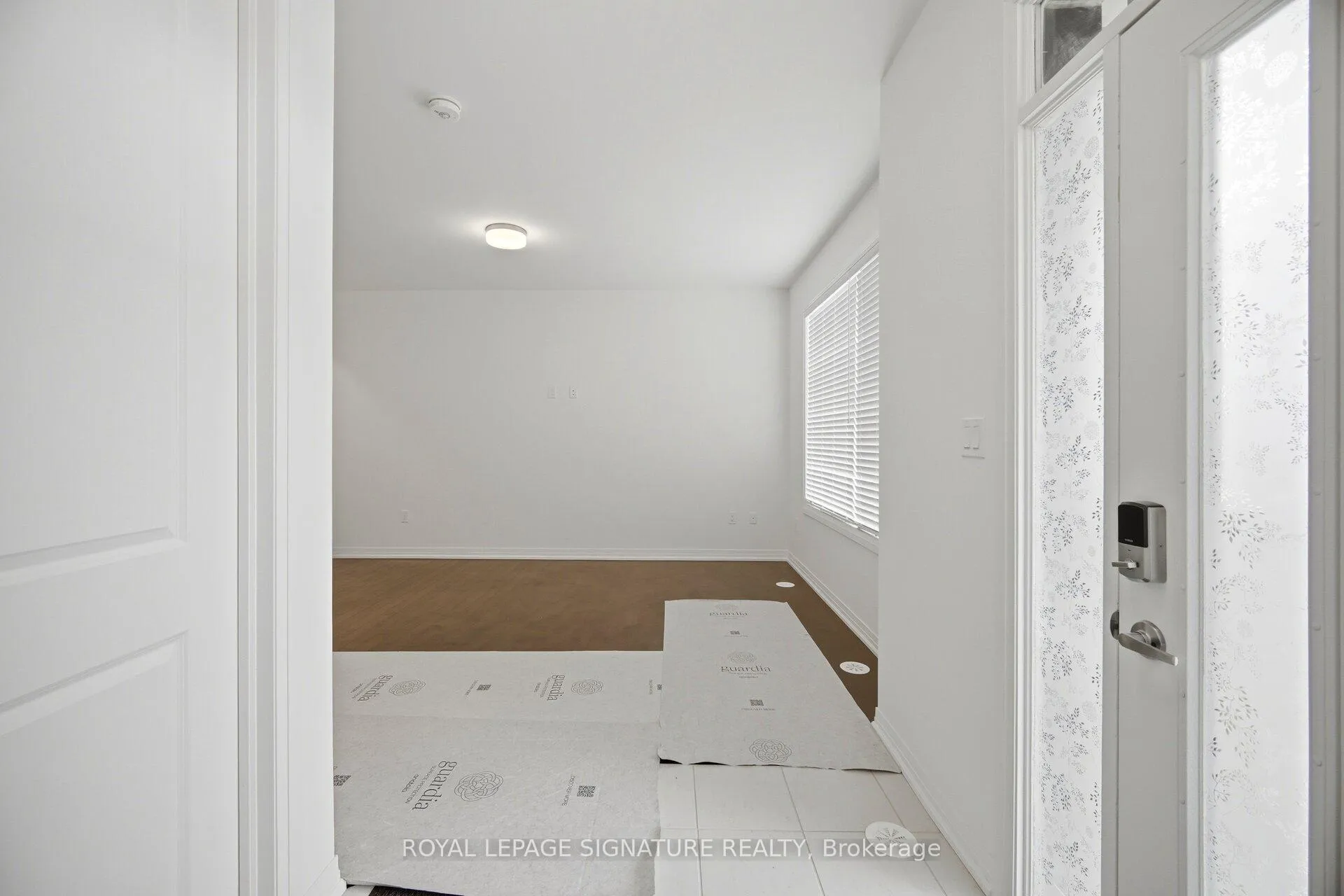 Photo 6 of 7 Moosehead Drive, Brampton, Northwest Brampton — HOMEH
