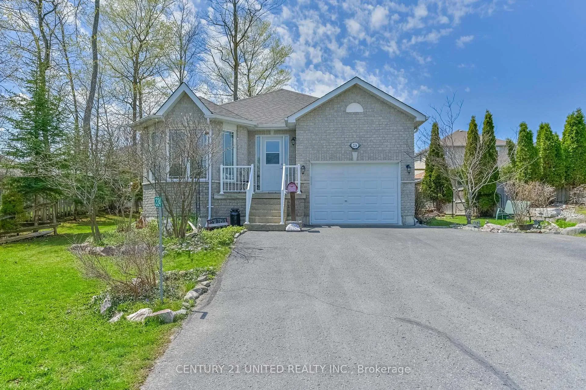 Photo 1 of 224 Grove Avenue, Selwyn — HOMEH