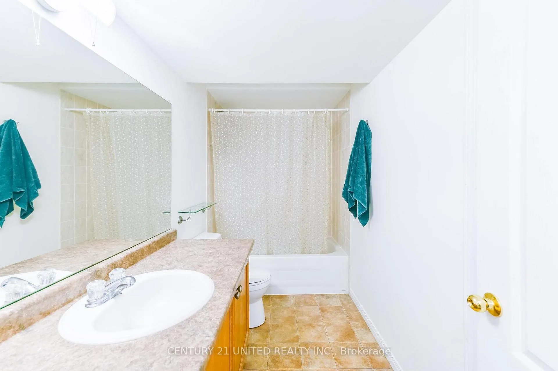 Photo 20 of 224 Grove Avenue, Selwyn — HOMEH