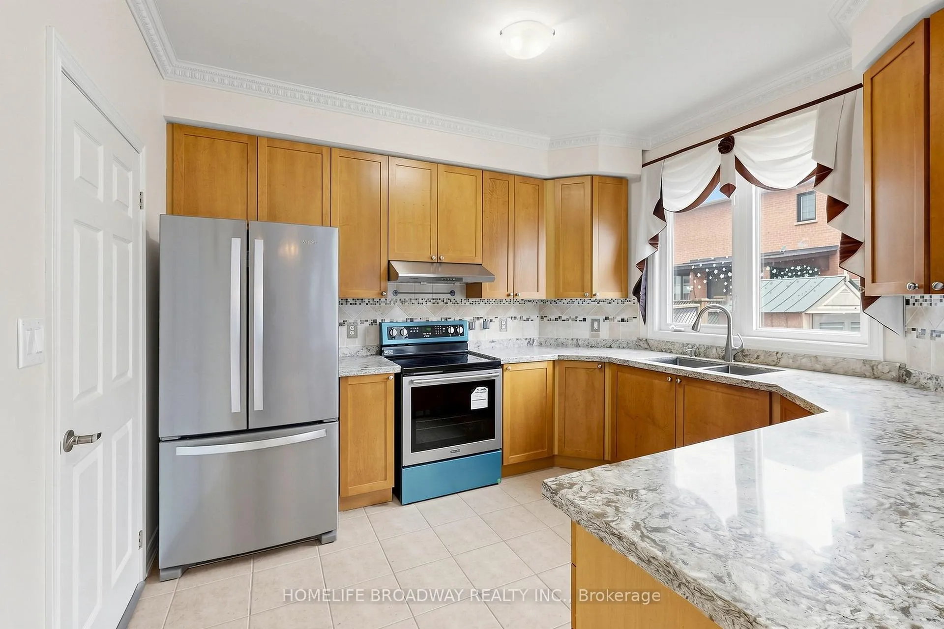 Photo 9 of 26 Armando Drive, Markham, Wismer — HOMEH