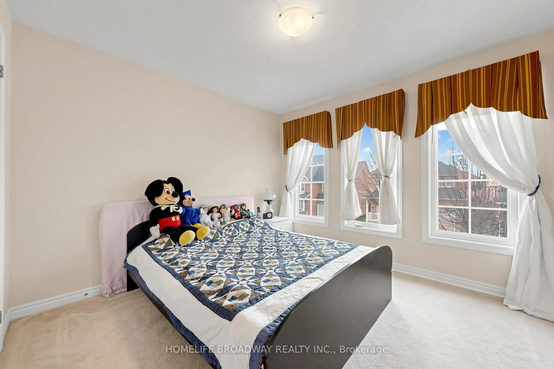 Photo 29 of 26 Armando Drive, Markham, Wismer — HOMEH