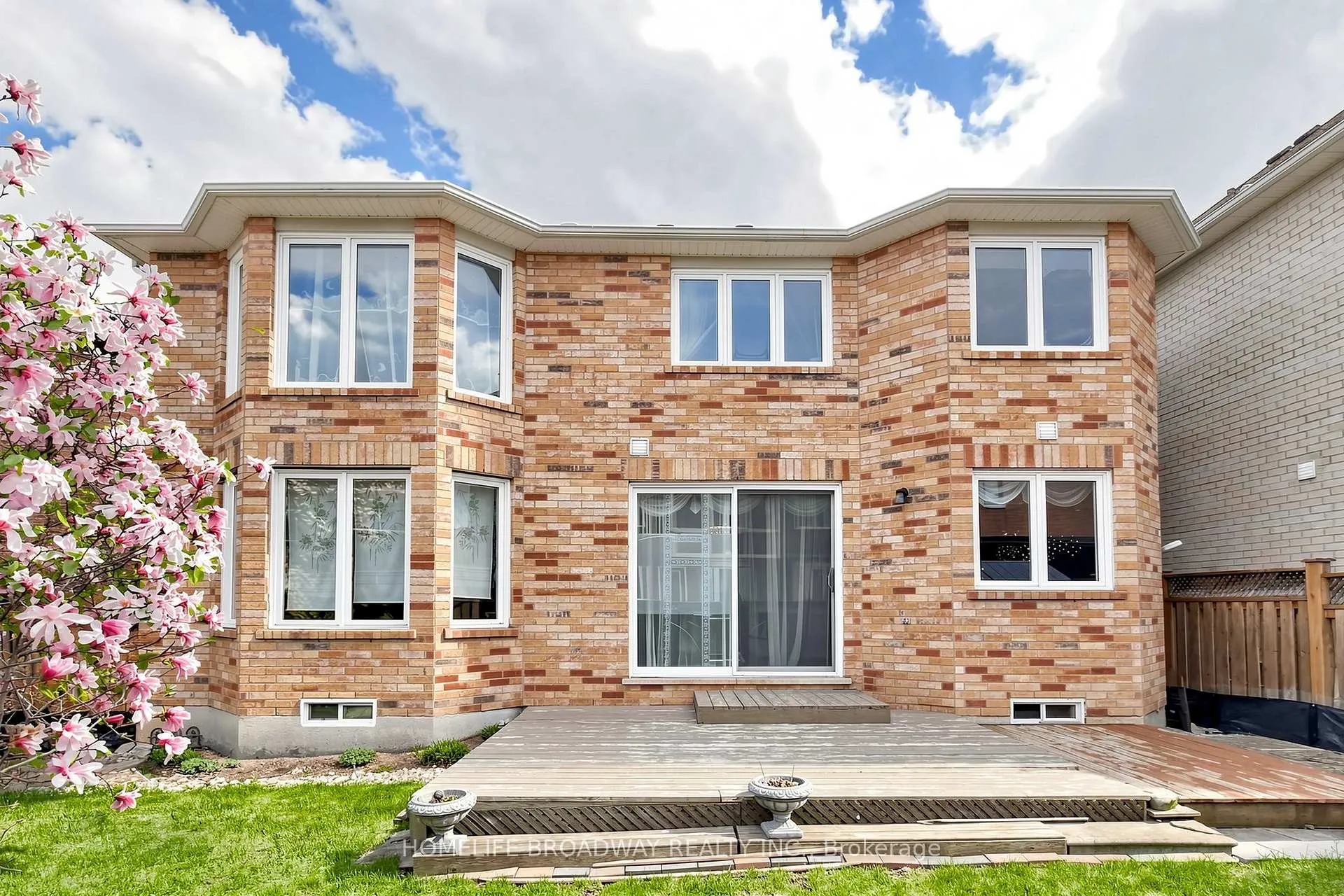 Photo 33 of 26 Armando Drive, Markham, Wismer — HOMEH