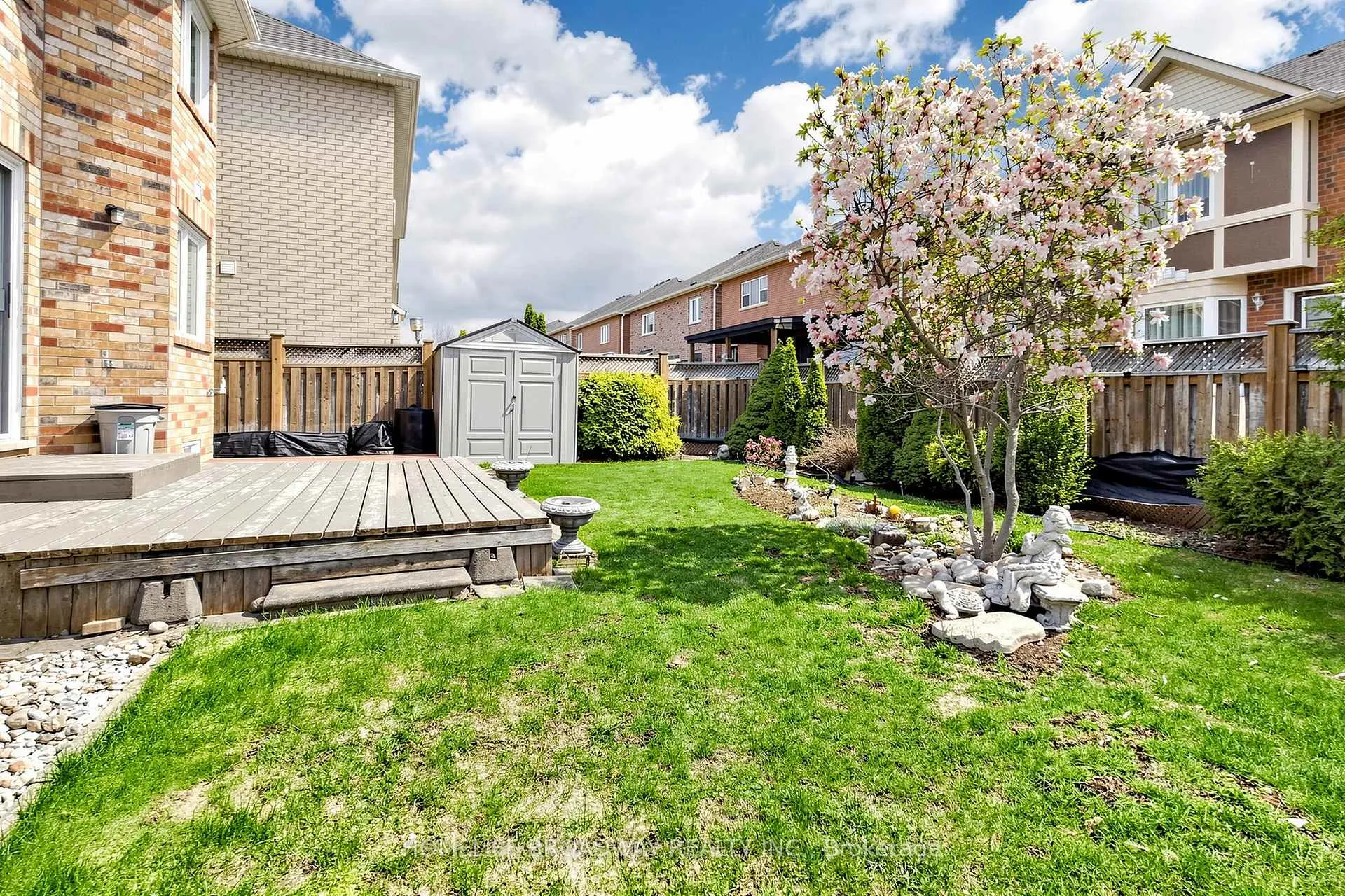 Photo 35 of 26 Armando Drive, Markham, Wismer — HOMEH