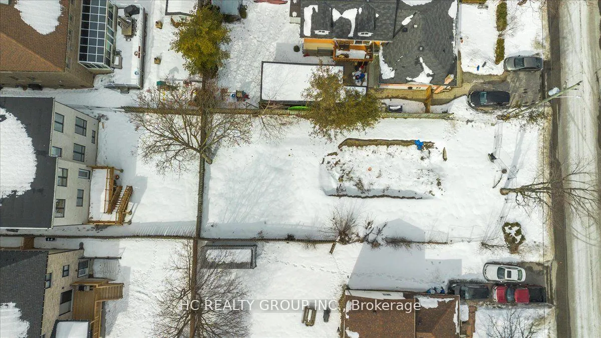 Photo 5 of 692 West Shore Boulevard, Pickering, West Shore — HOMEH