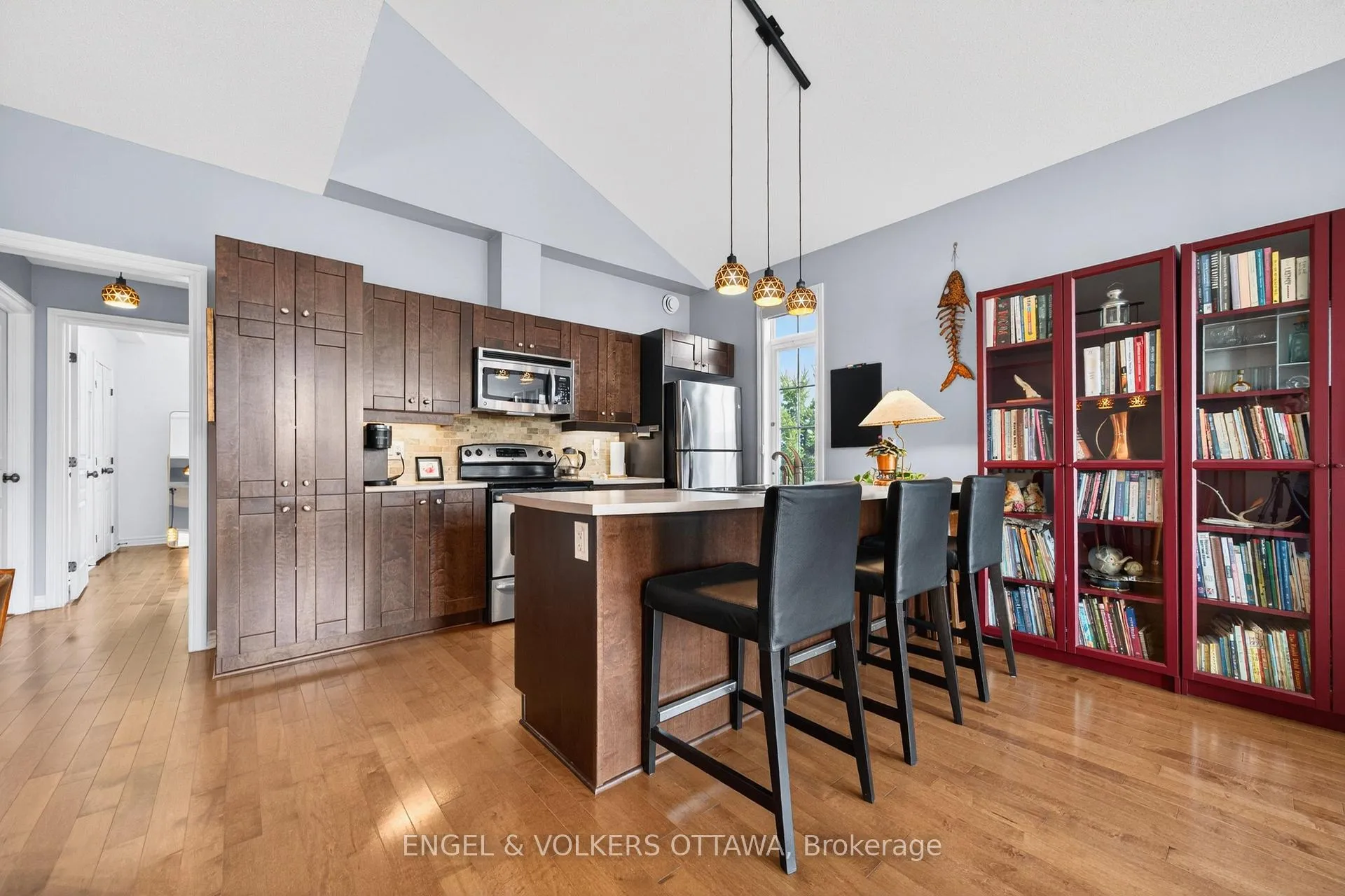 Photo 8 of Unit 77, 169 Eye Bright Crescent, Ottawa, Riverside South/Gloucester Glen — HOMEH