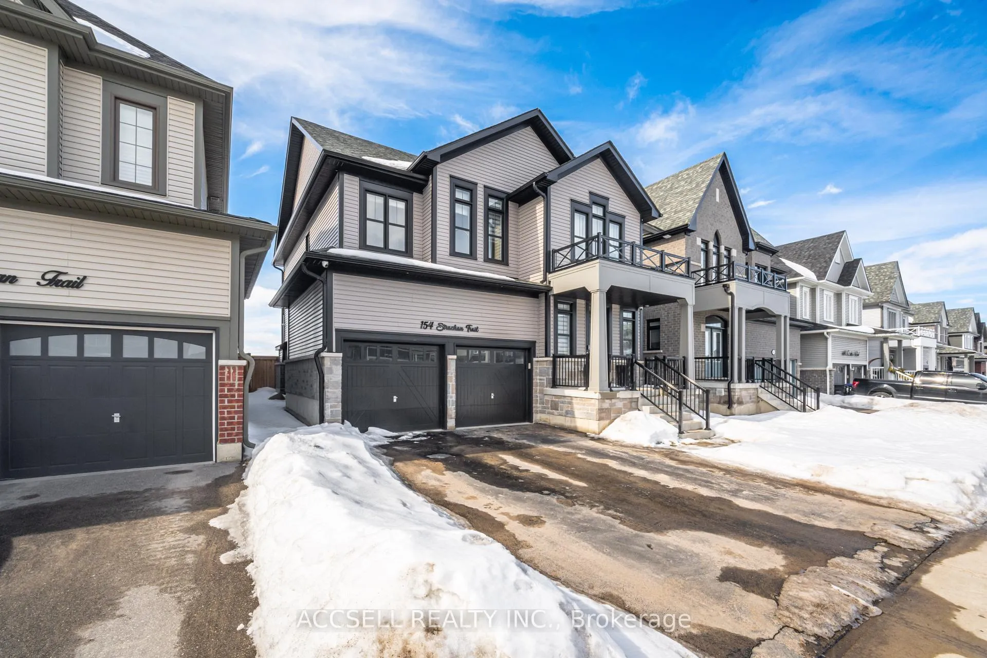 Photo 3 of 154 Strachan Trail, New Tecumseth, Rural New Tecumseth — HOMEH