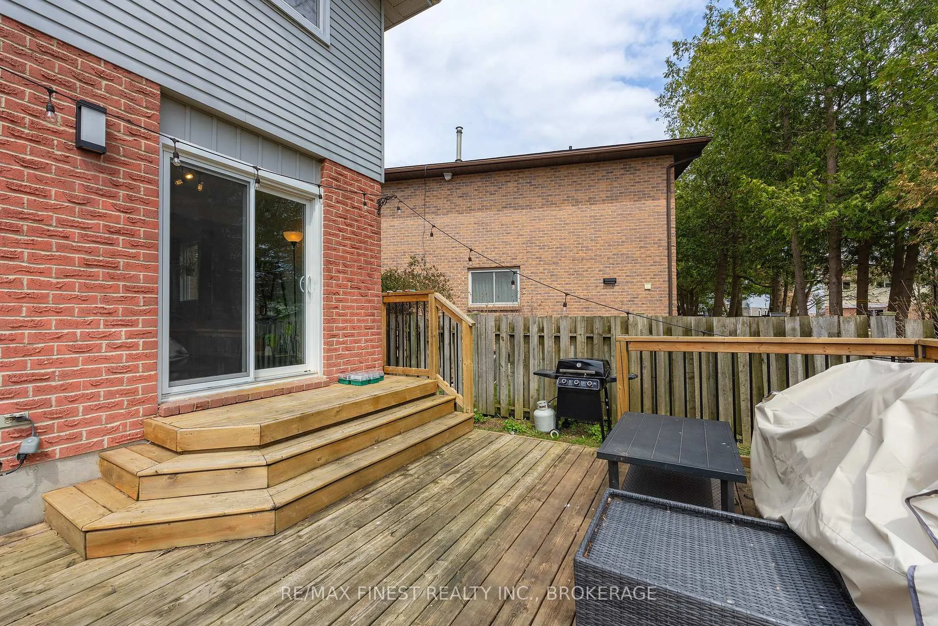 Photo 9 of 1139 Wintergreen Crescent, Kingston, City Northwest — HOMEH