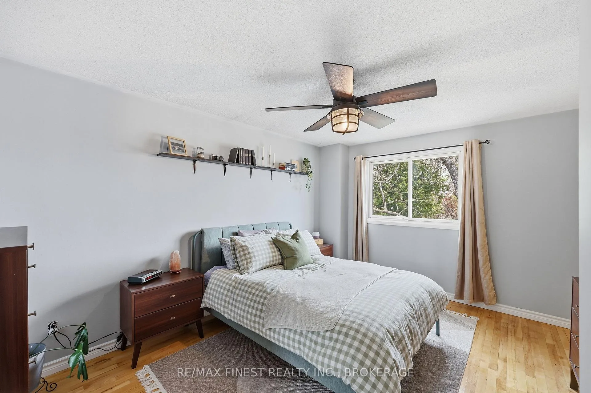 Photo 29 of 1139 Wintergreen Crescent, Kingston, City Northwest — HOMEH