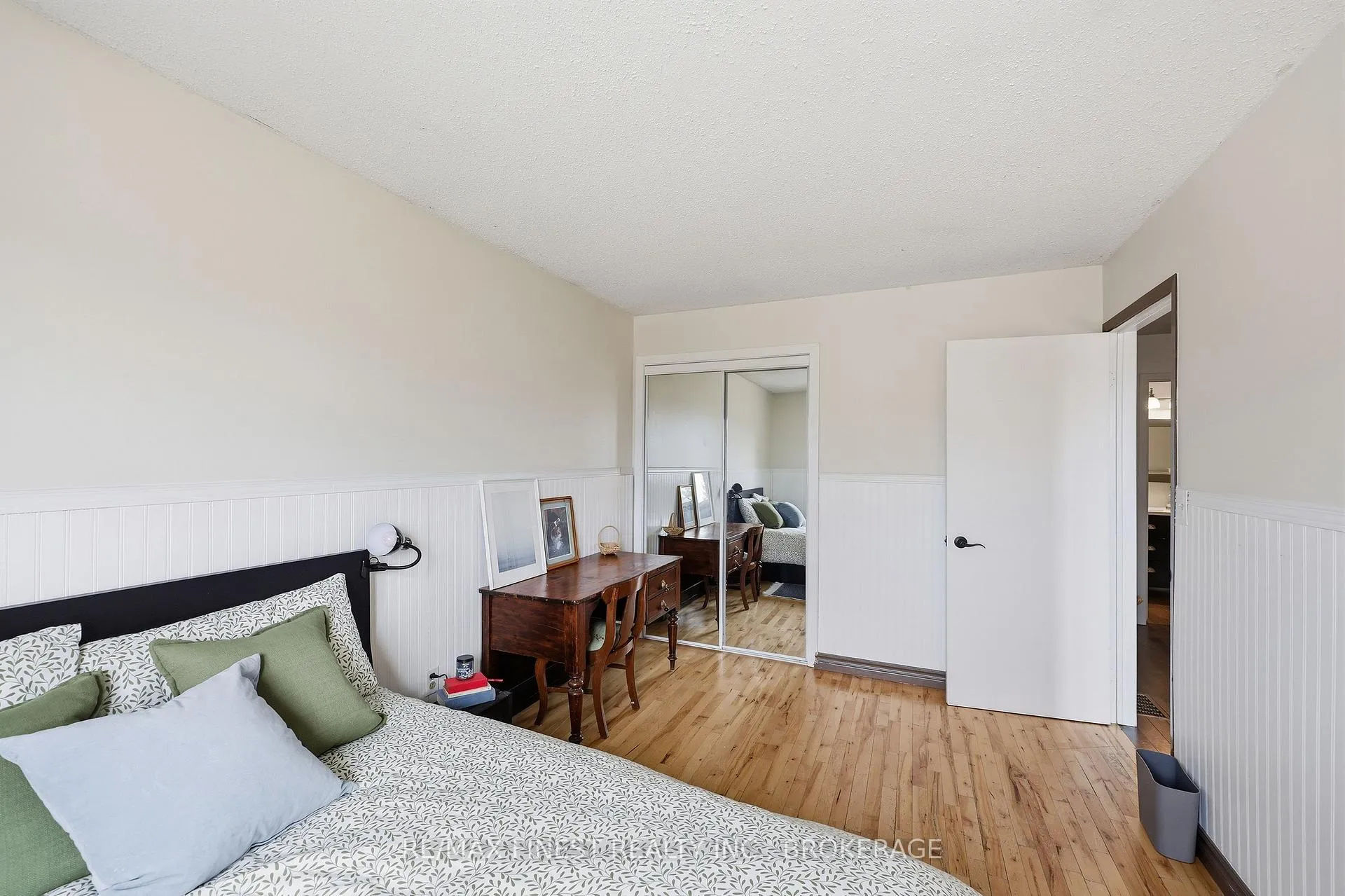Photo 37 of 1139 Wintergreen Crescent, Kingston, City Northwest — HOMEH