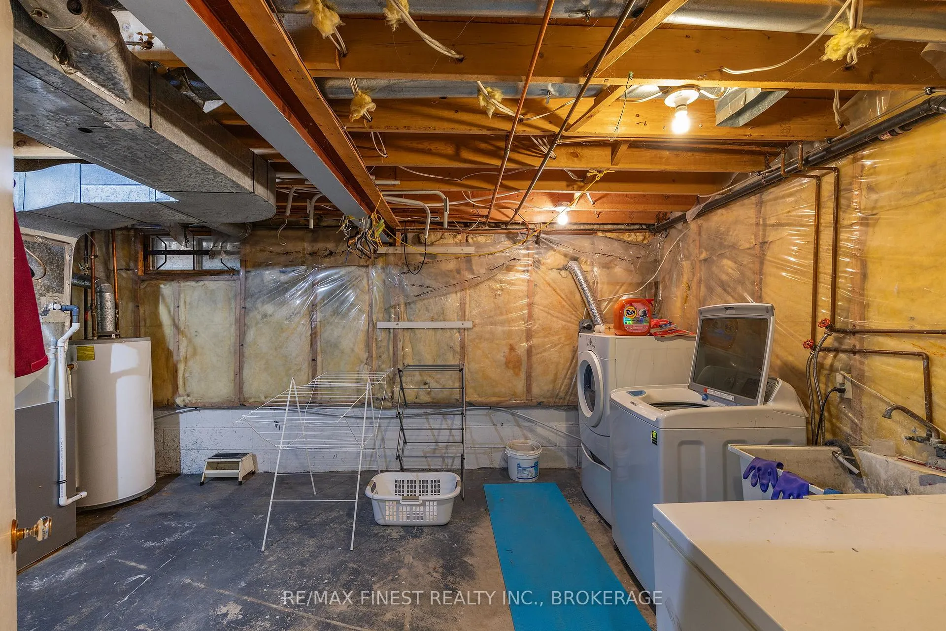 Photo 45 of 1139 Wintergreen Crescent, Kingston, City Northwest — HOMEH