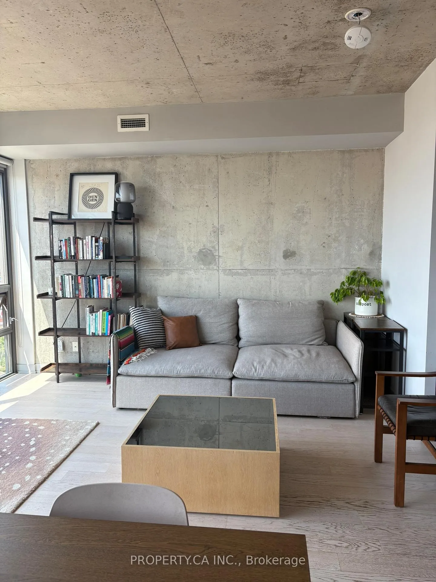 Photo 4 of Unit 803, 319 Carlaw Avenue, Toronto, South Riverdale — HOMEH