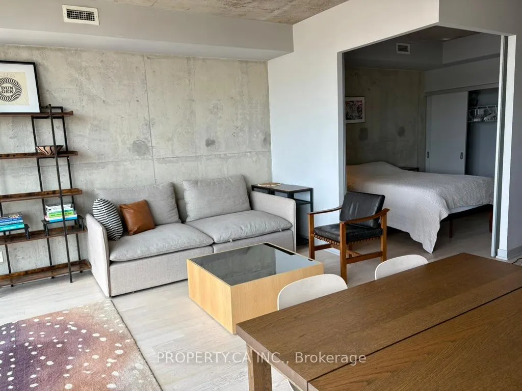 Photo 5 of Unit 803, 319 Carlaw Avenue, Toronto, South Riverdale — HOMEH
