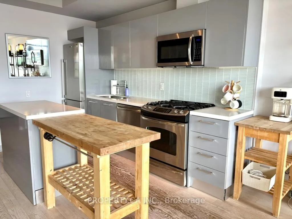 Photo 9 of Unit 803, 319 Carlaw Avenue, Toronto, South Riverdale — HOMEH