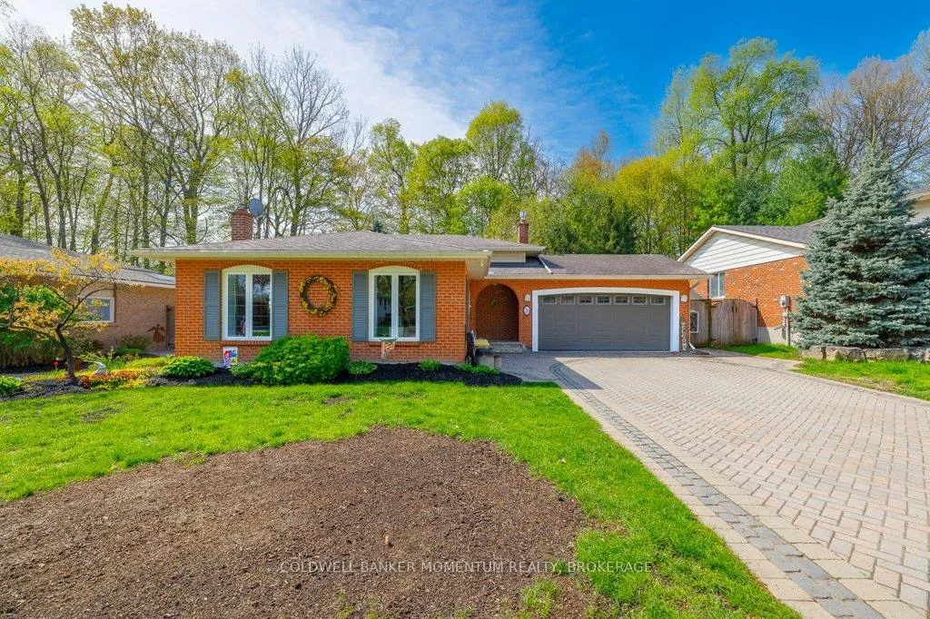 Photo 3 of 26 Spruceside Crescent, Pelham, Fonthill — HOMEH