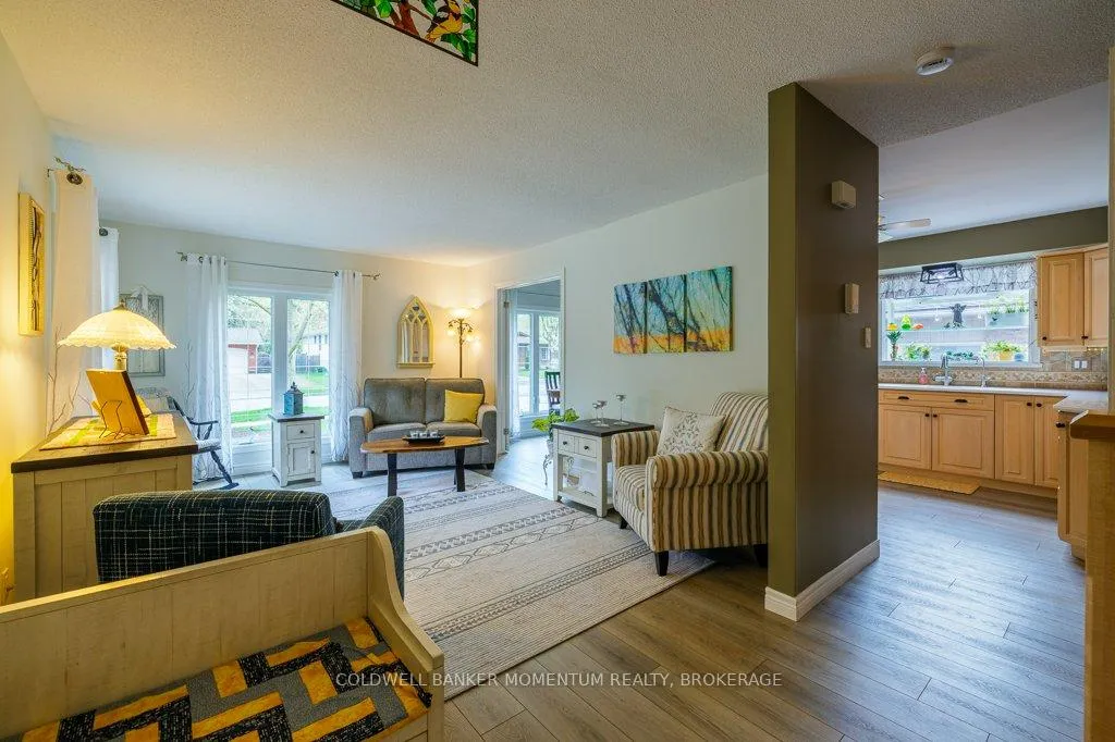 Photo 7 of 26 Spruceside Crescent, Pelham, Fonthill — HOMEH