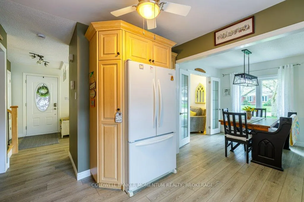 Photo 17 of 26 Spruceside Crescent, Pelham, Fonthill — HOMEH