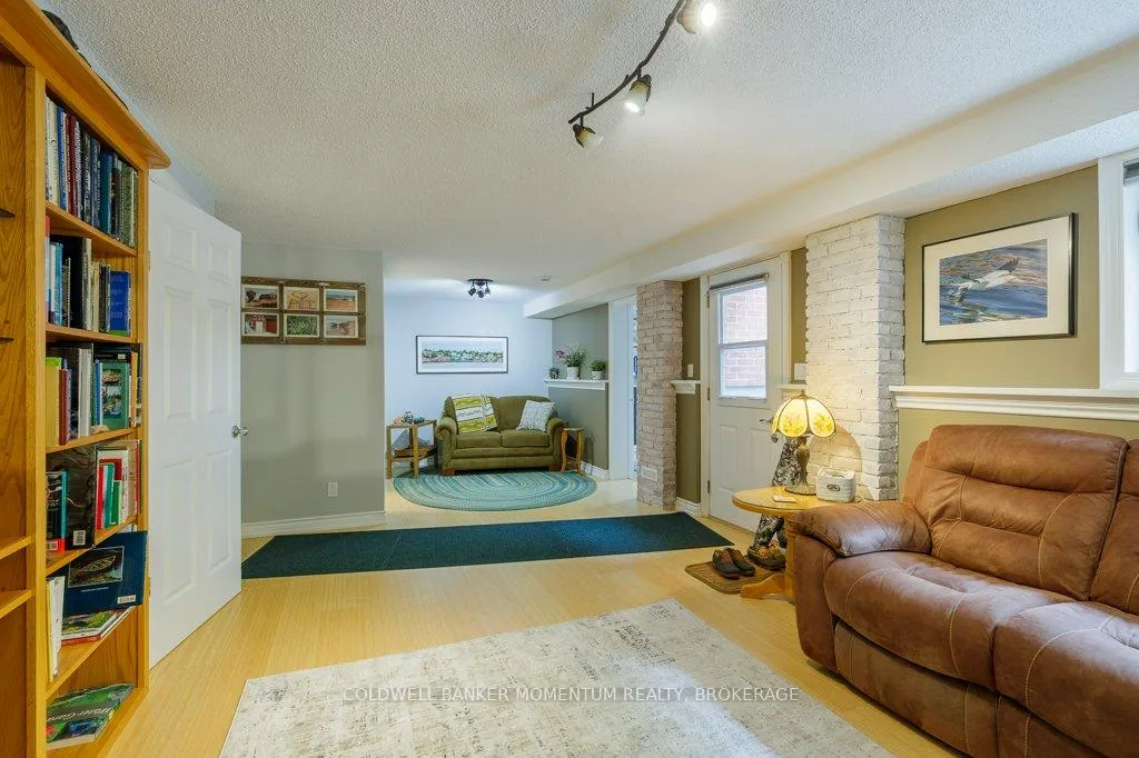 Photo 27 of 26 Spruceside Crescent, Pelham, Fonthill — HOMEH